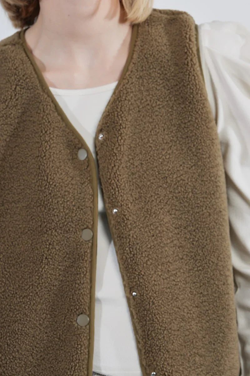 Sherpa V Neck Snap Front Vest - Mainstream Boutique