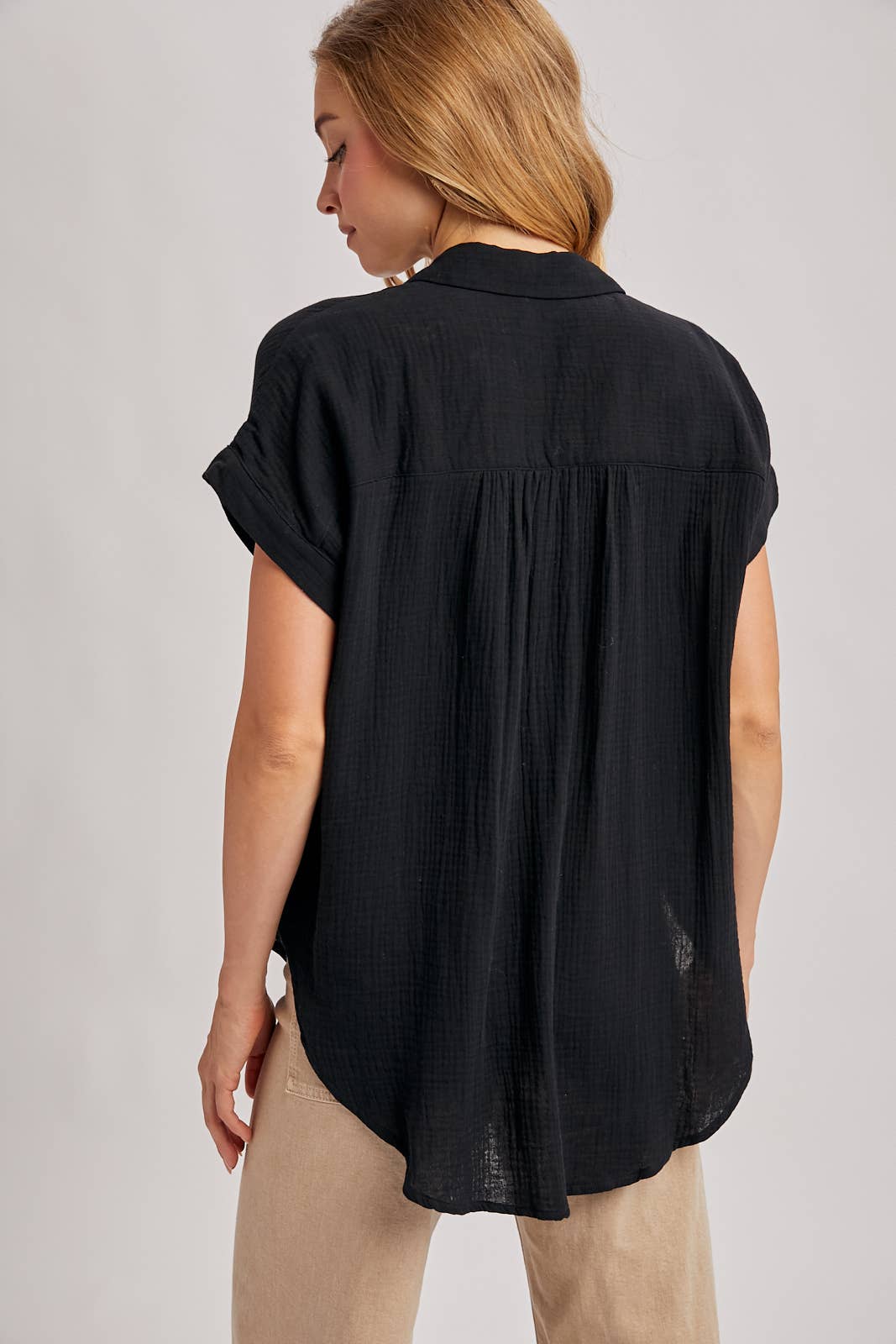 ESSENTIAL BUTTON UP COTTON SHIRT - Mainstream Boutique