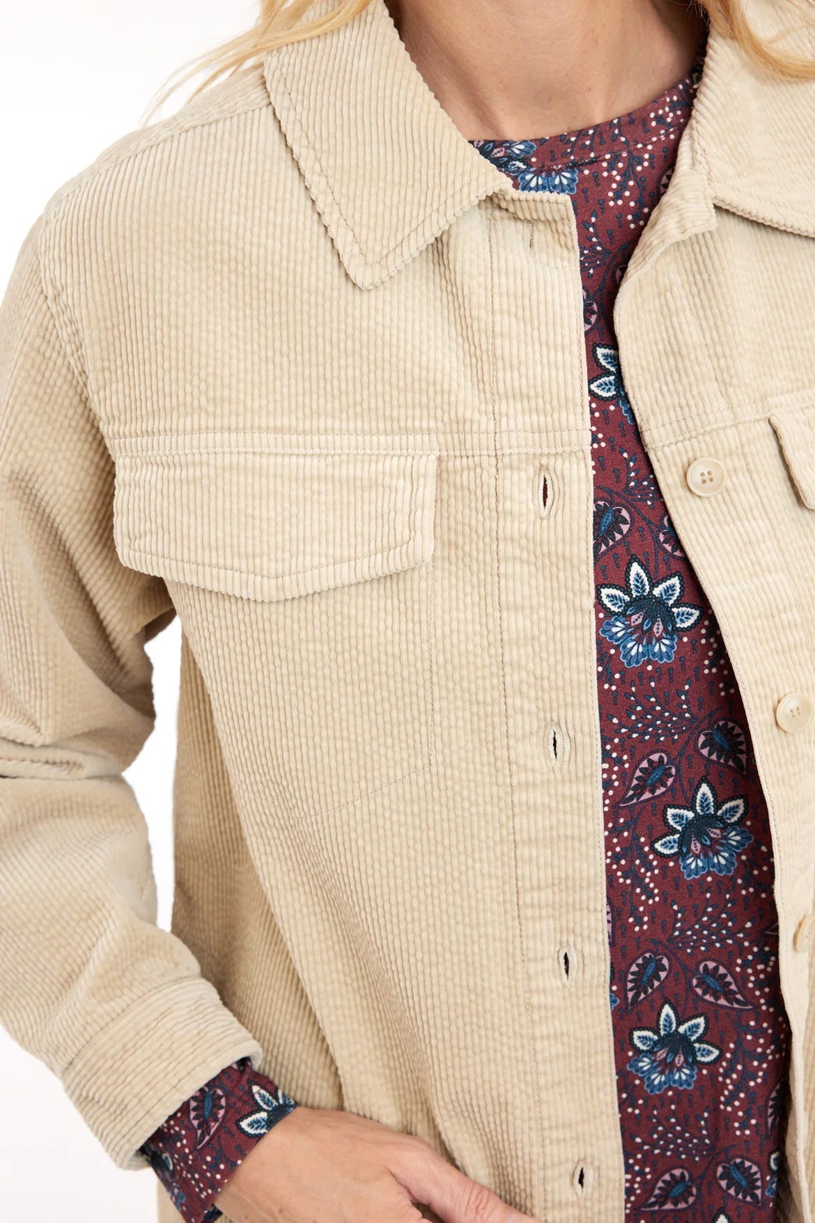 Light Jacket - Sand - Velvet - Mainstream Boutique