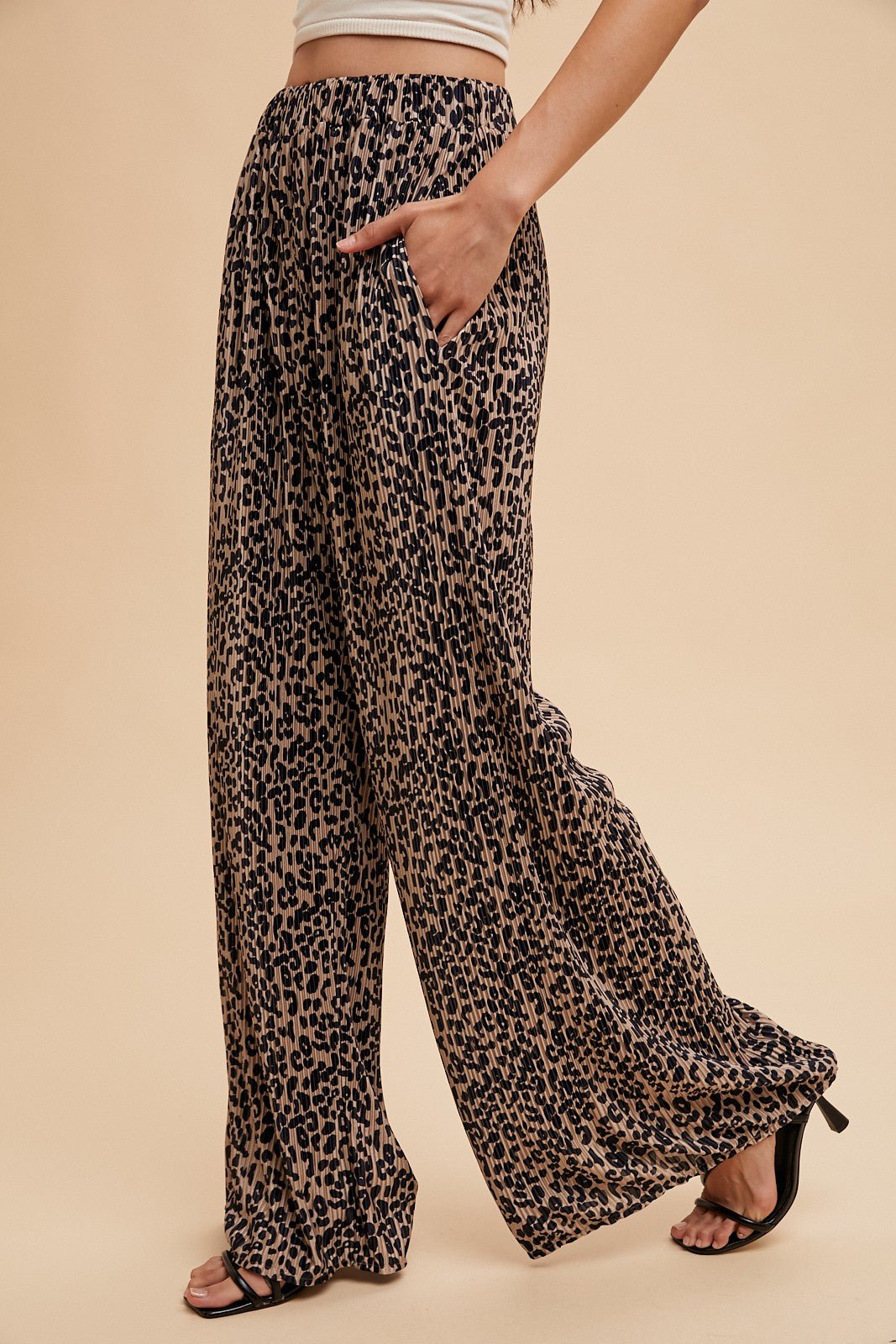 Leopard Plisse Wide Leg Pant - Mainstream Boutique