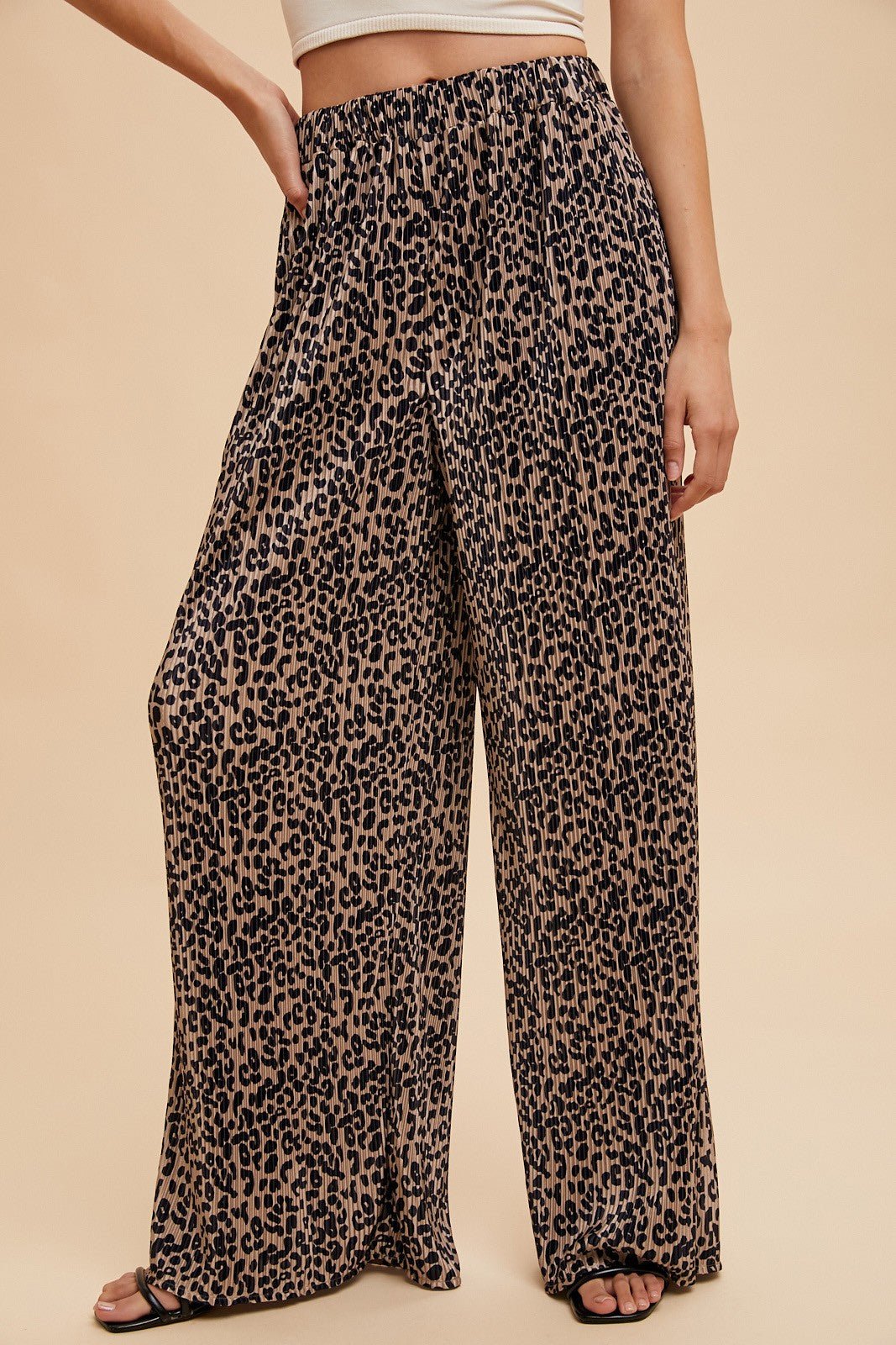 Leopard Plisse Wide Leg Pant - Mainstream Boutique