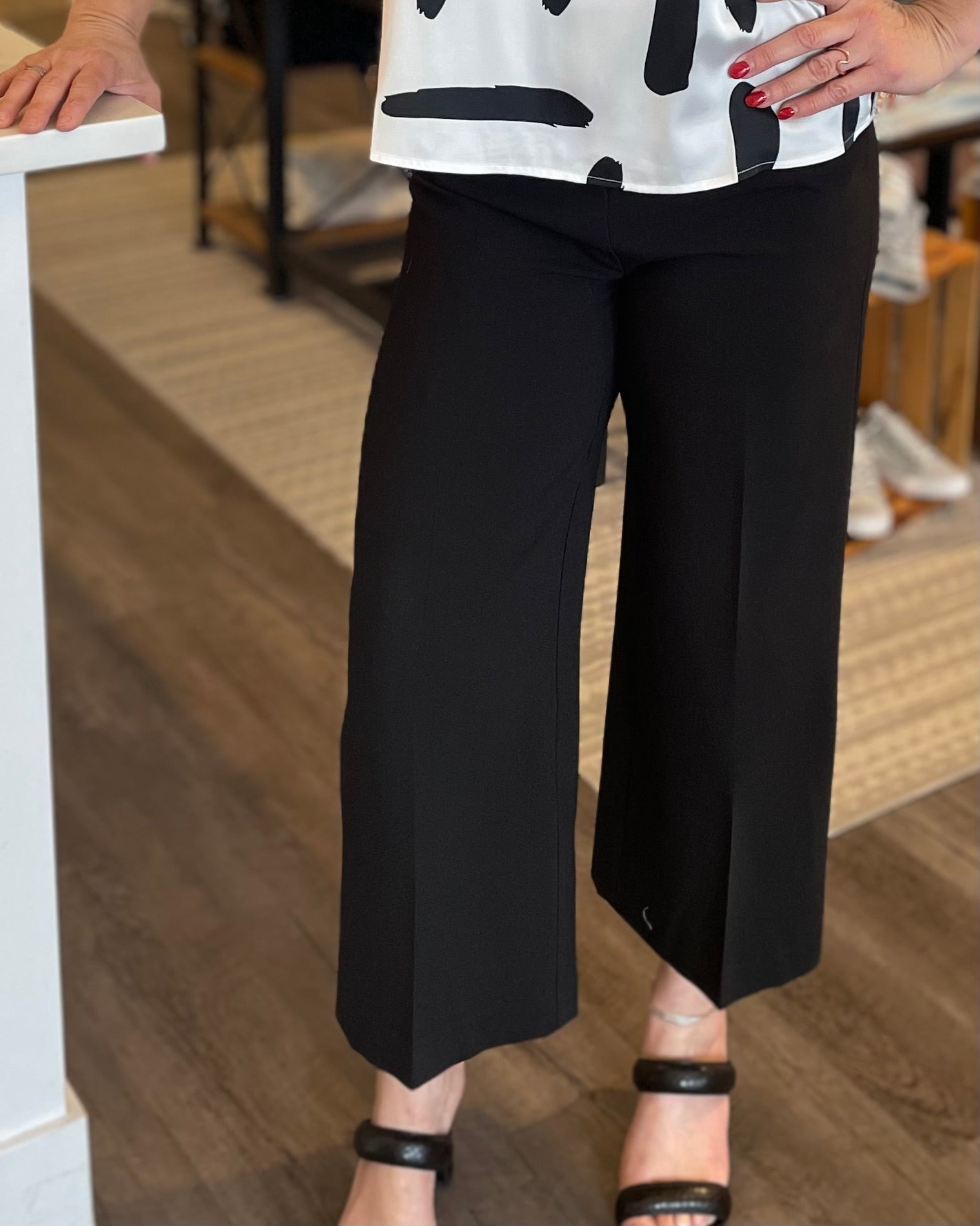 Pants W/ Side Zipper S24 - HQ - Mainstream Boutique