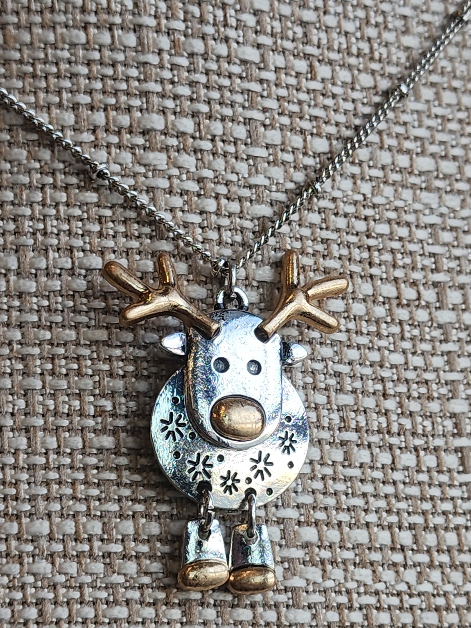 TWO TONE Reindeer CHRISTMAS NECKLACE - Mainstream Boutique