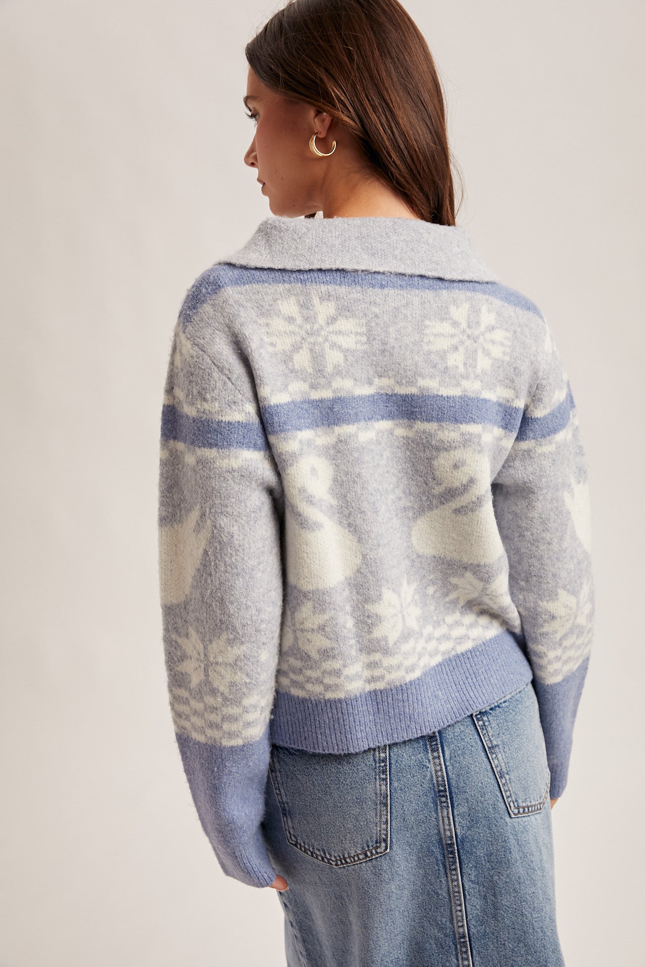 Swan Motif Zip Front Sweater - Mainstream Boutique