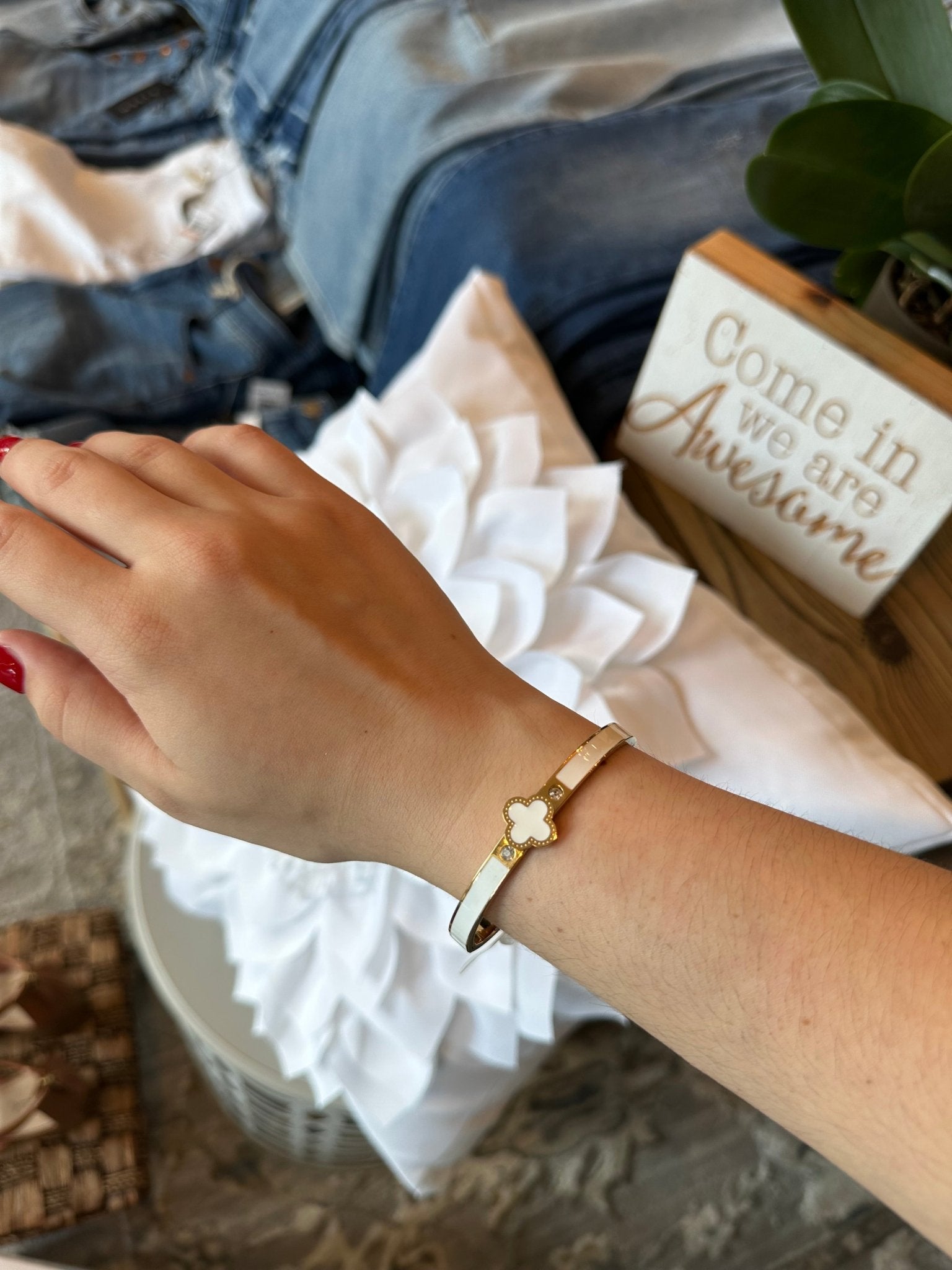 Gold Hinged Bangle With Clover - Mainstream Boutique