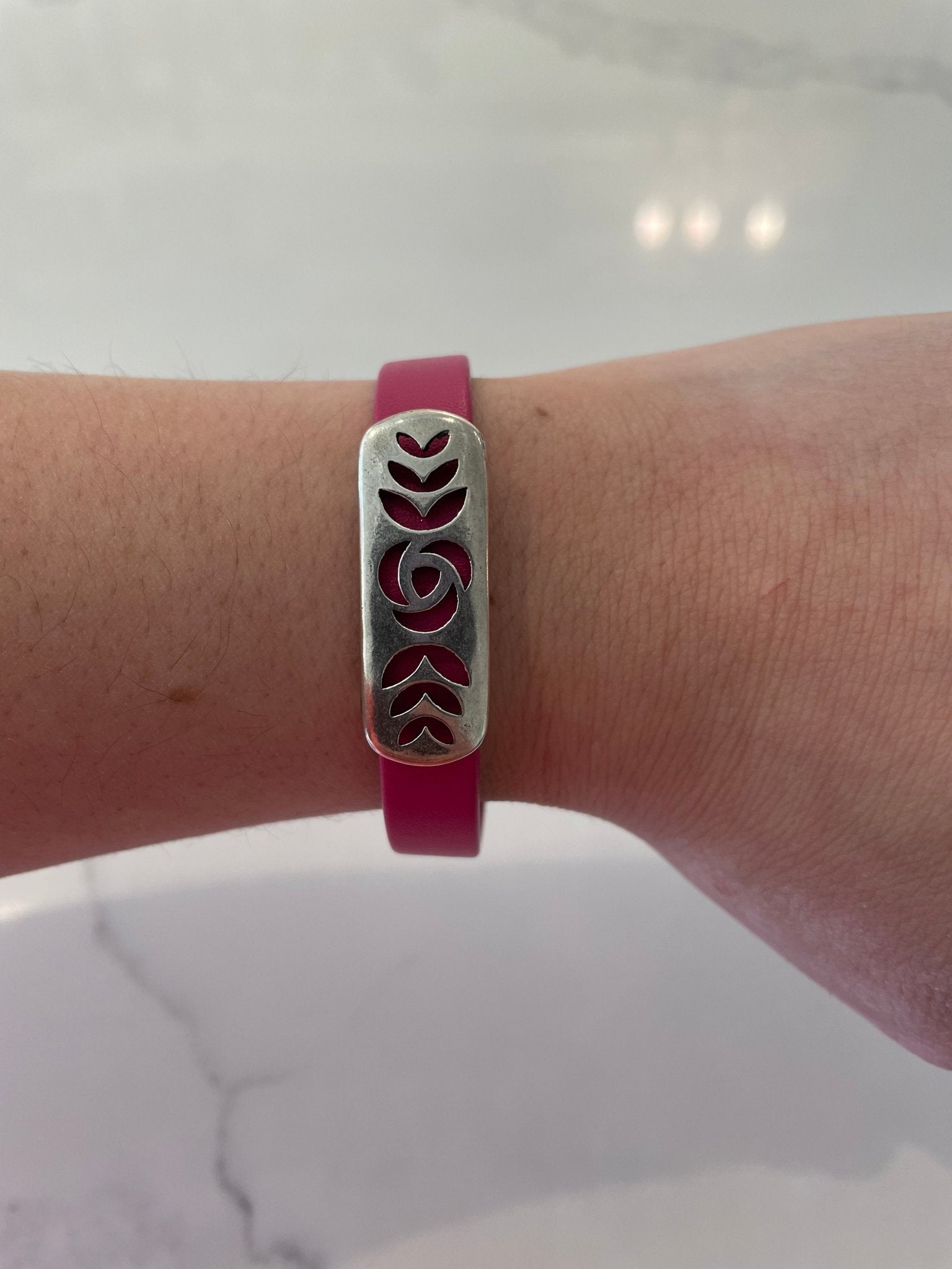 Rose Cutout Slider Bracelet - Mainstream Boutique