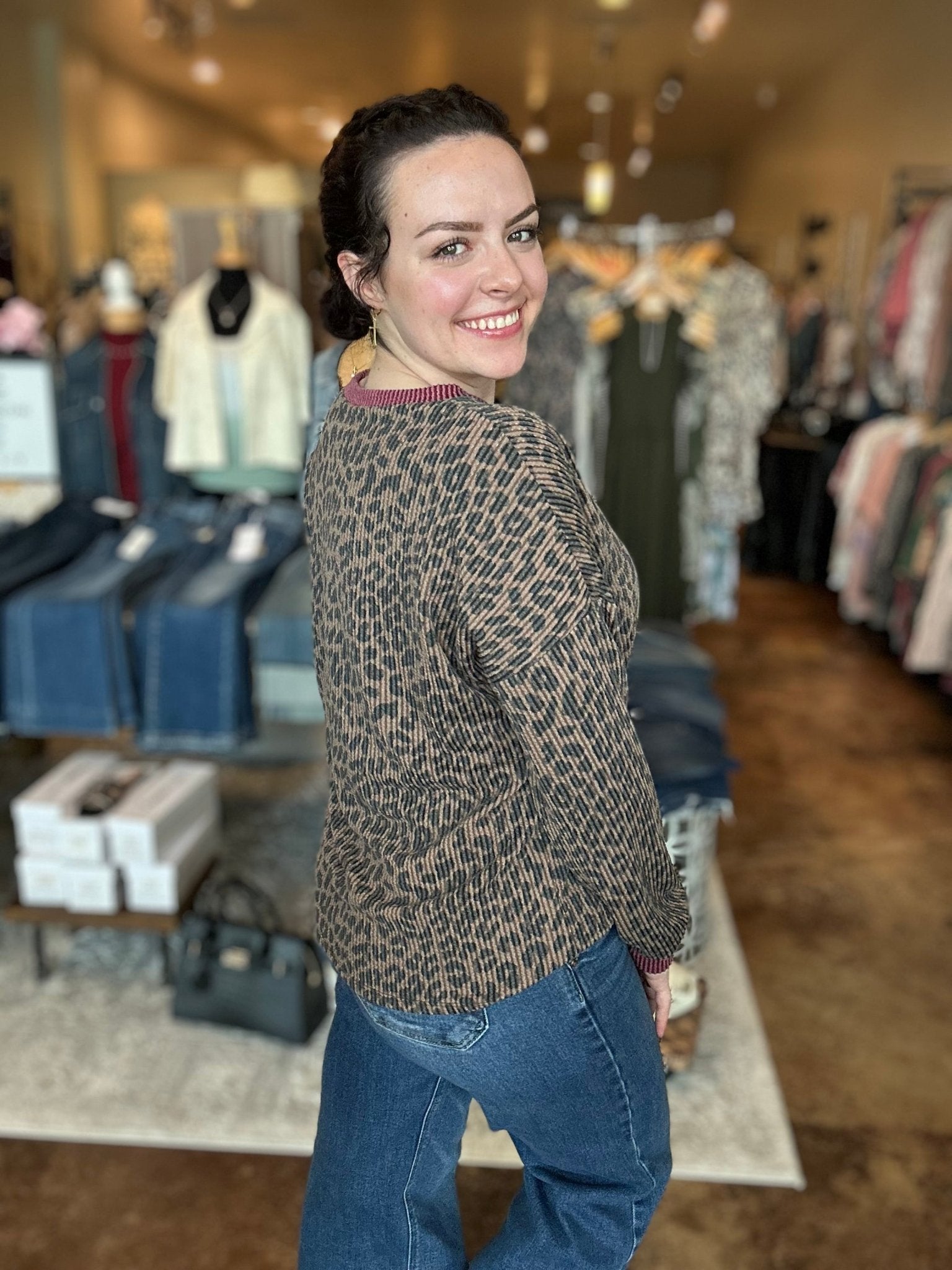 Ribbed Animal Print Pullover - Mainstream Boutique