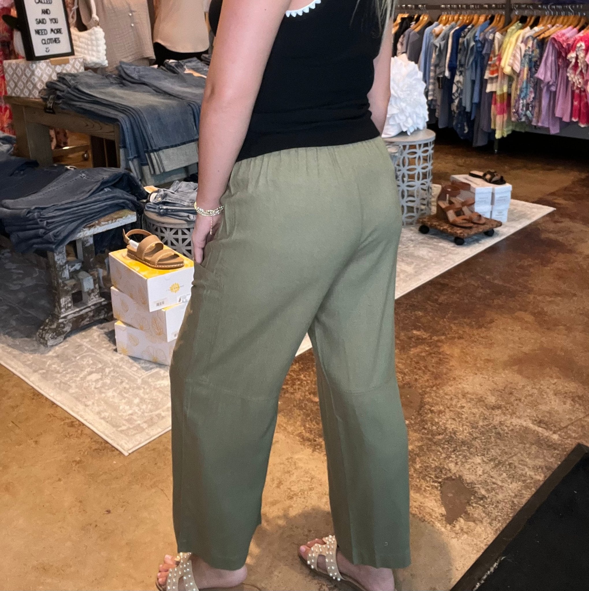Woven Slouchy Wide Leg Pants - Mainstream Boutique