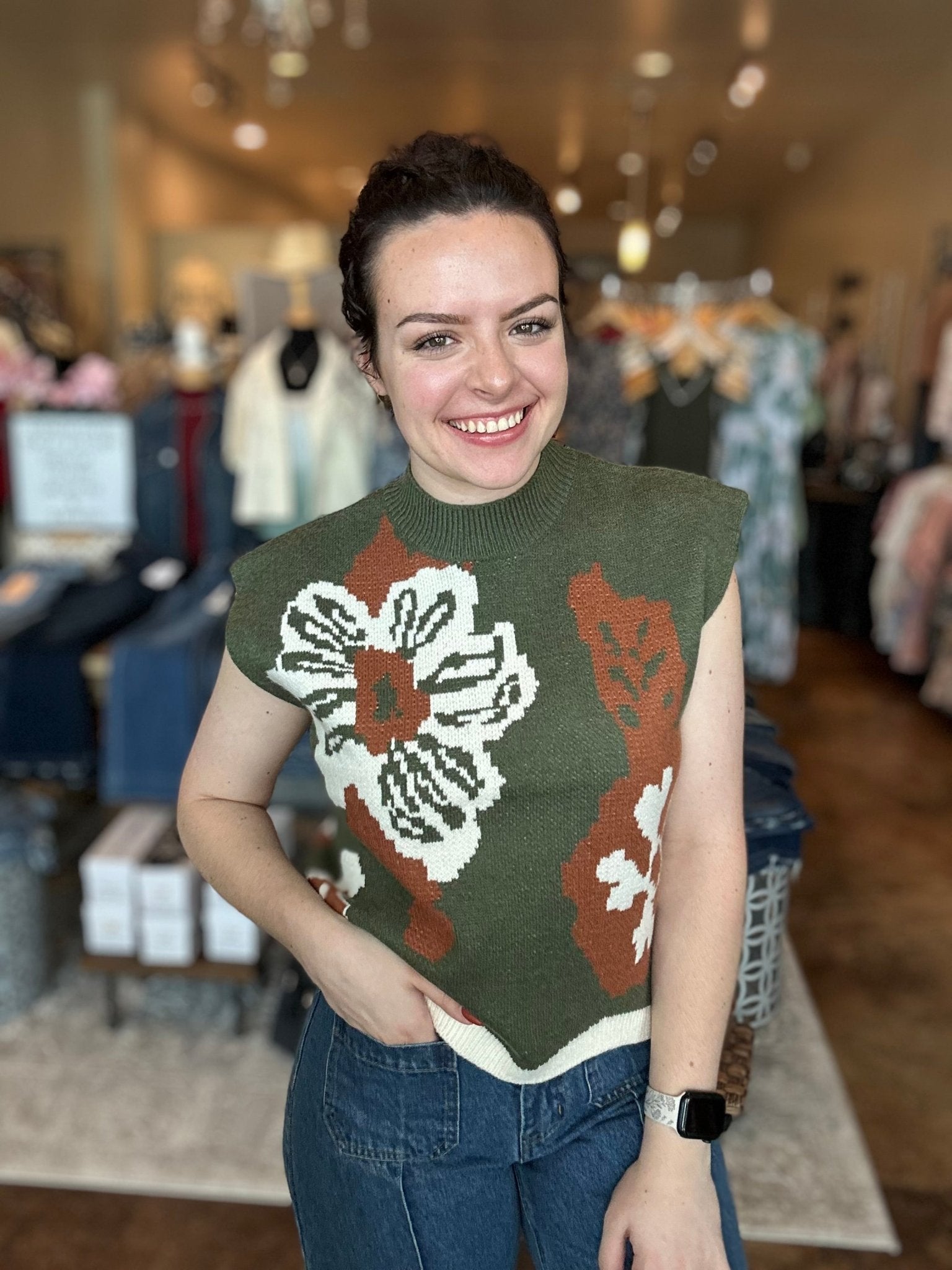 Floral Sleeveless Sweater Top - Mainstream Boutique