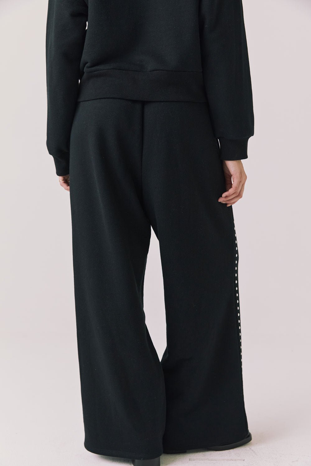 Chaser Daze True Black Joggers - Mainstream Boutique