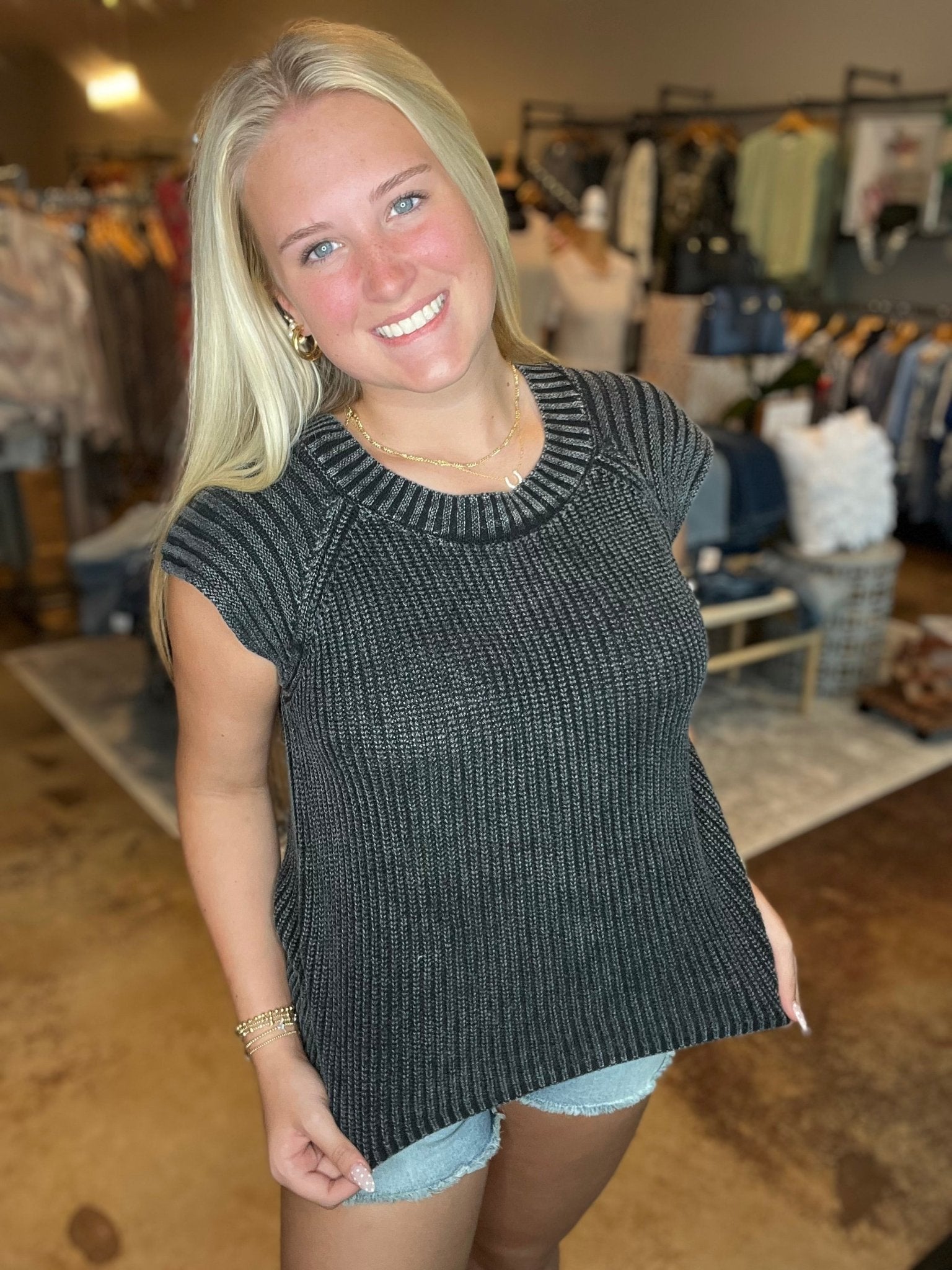 Raglan Sleeveless Sweater Top - Mainstream Boutique