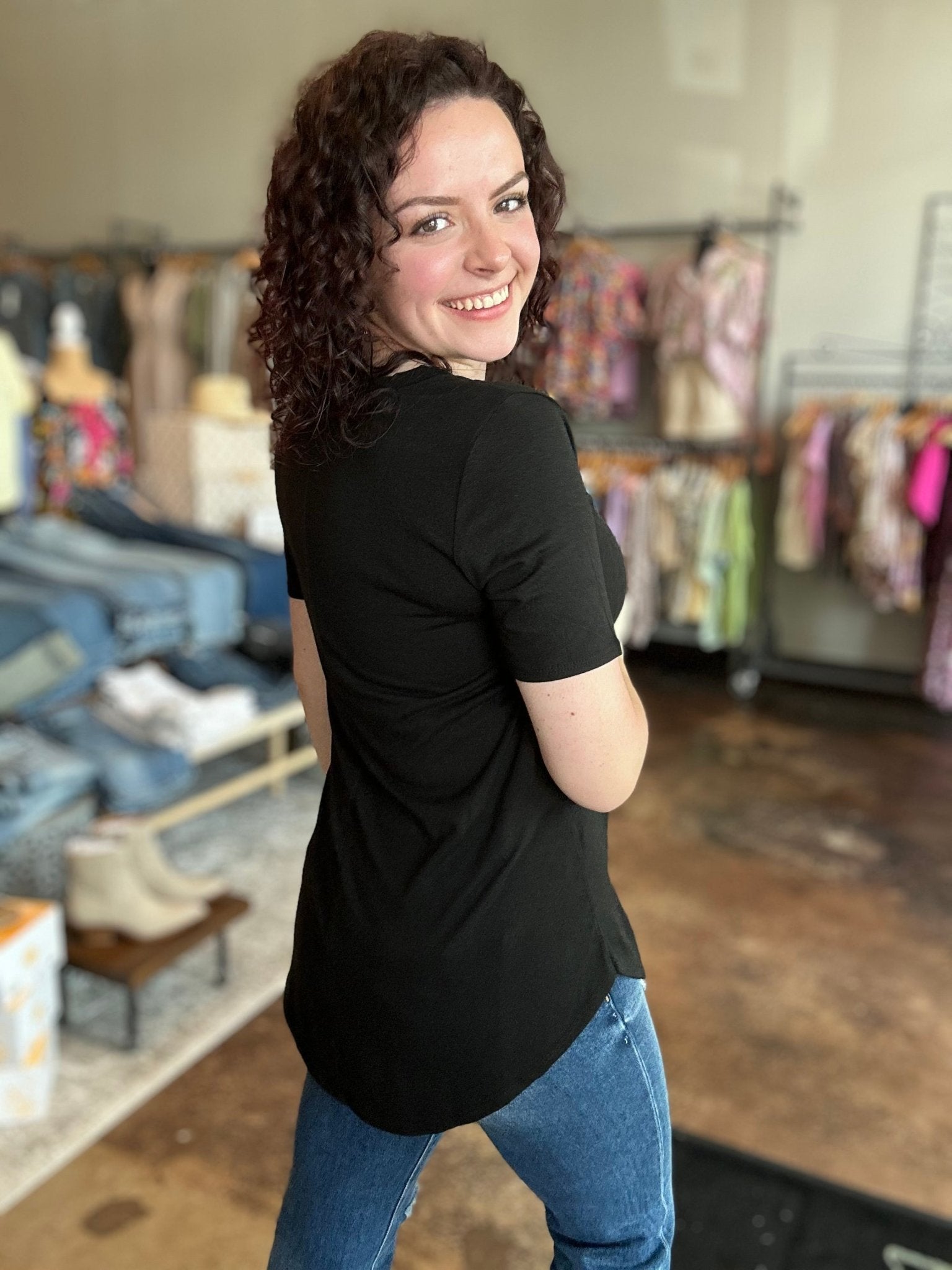 Short Sleeve Round Neck Top - Mainstream Boutique