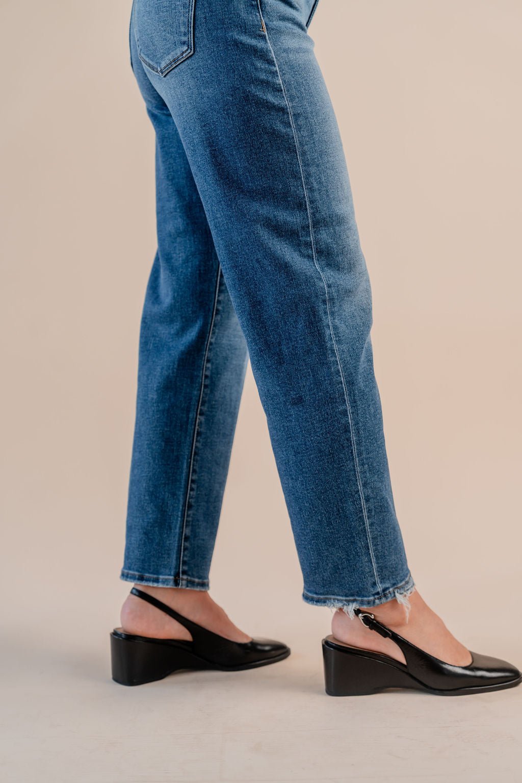 High Rise Ankle Slim Barrel Jeans - Mainstream Boutique