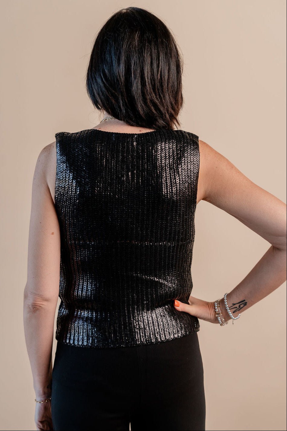 Sleeveless Crewneck Sweater - Mainstream Boutique