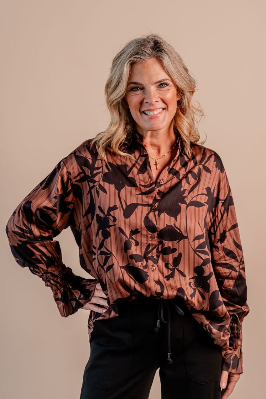 Button Down Flare Sleeve Top - Mainstream Boutique