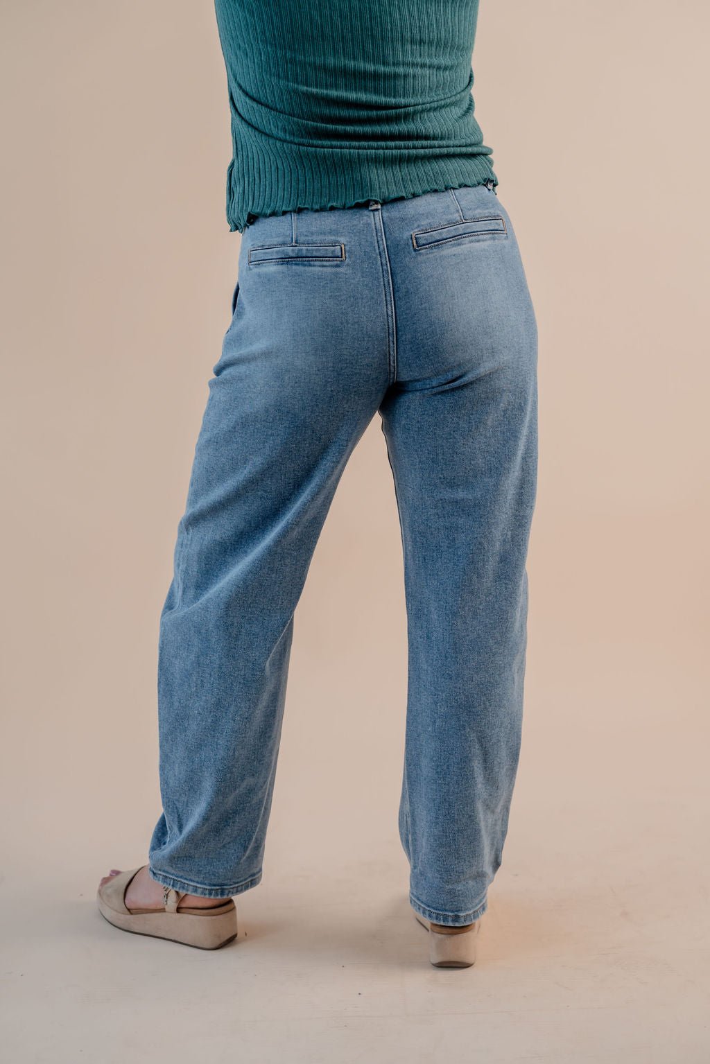 Mid Rise Fit Barrel Roll Up Jeans - Mainstream Boutique