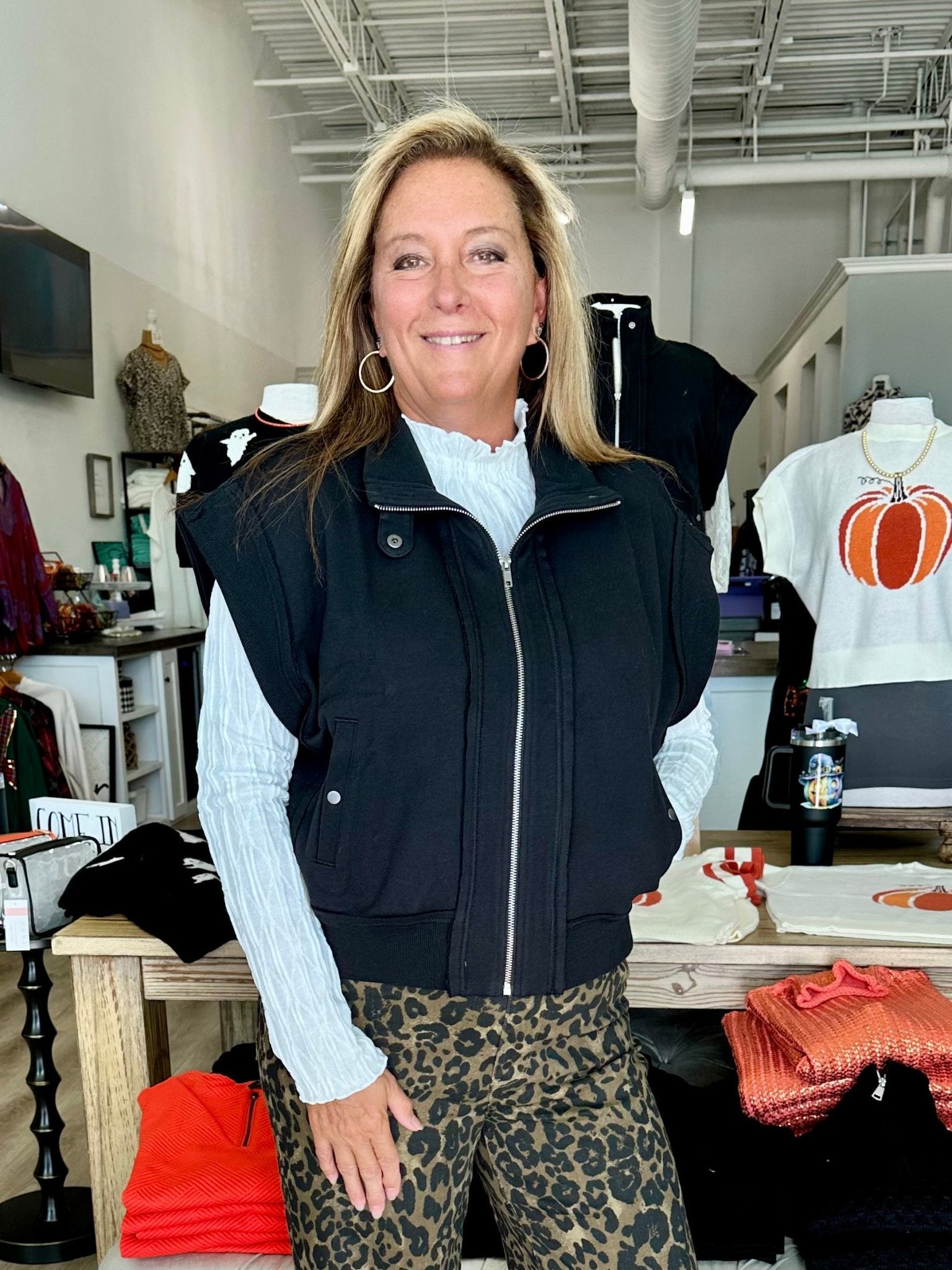 Vest Zipper - Mainstream Boutique