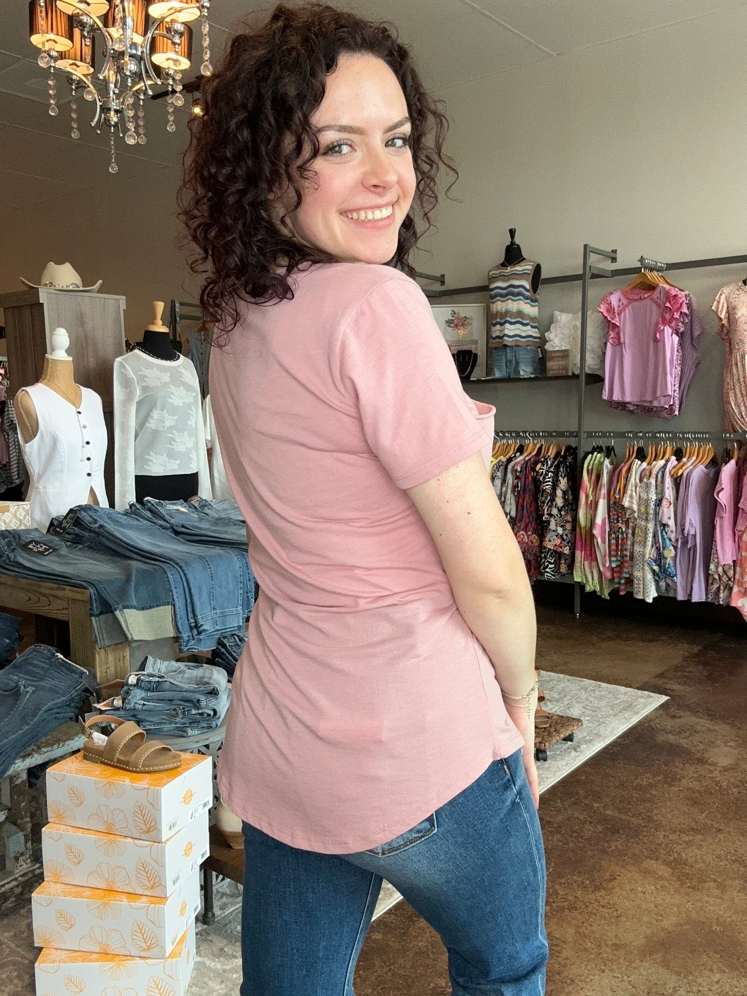 The Pocket Tee - Mainstream Boutique