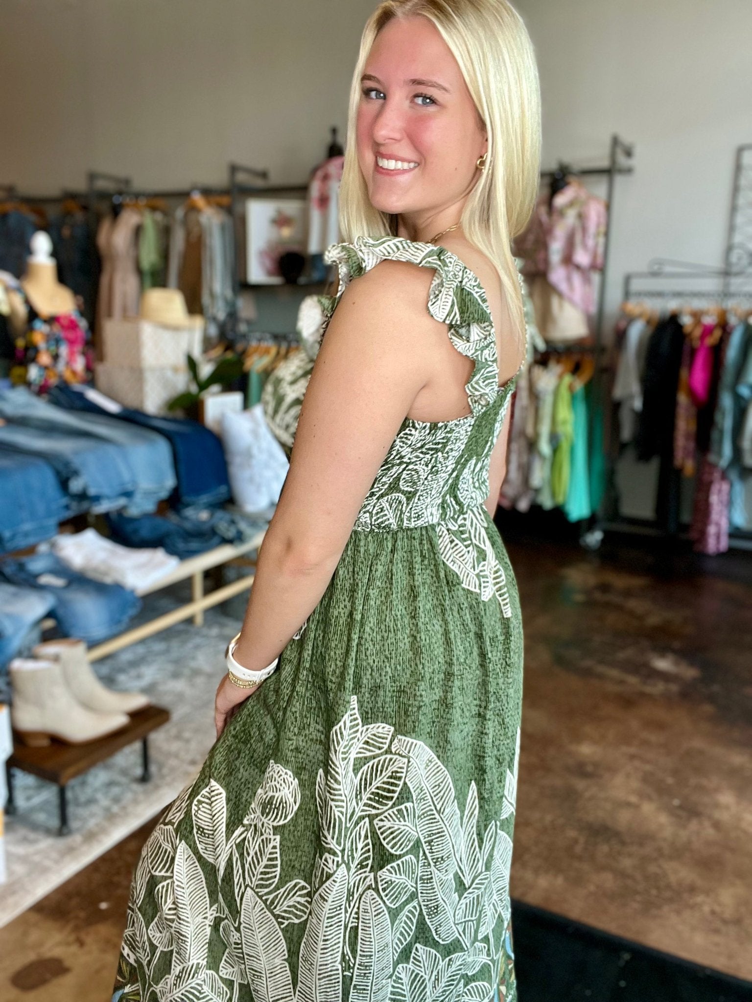 Palm And Parrot Print Midi Dress - Mainstream Boutique