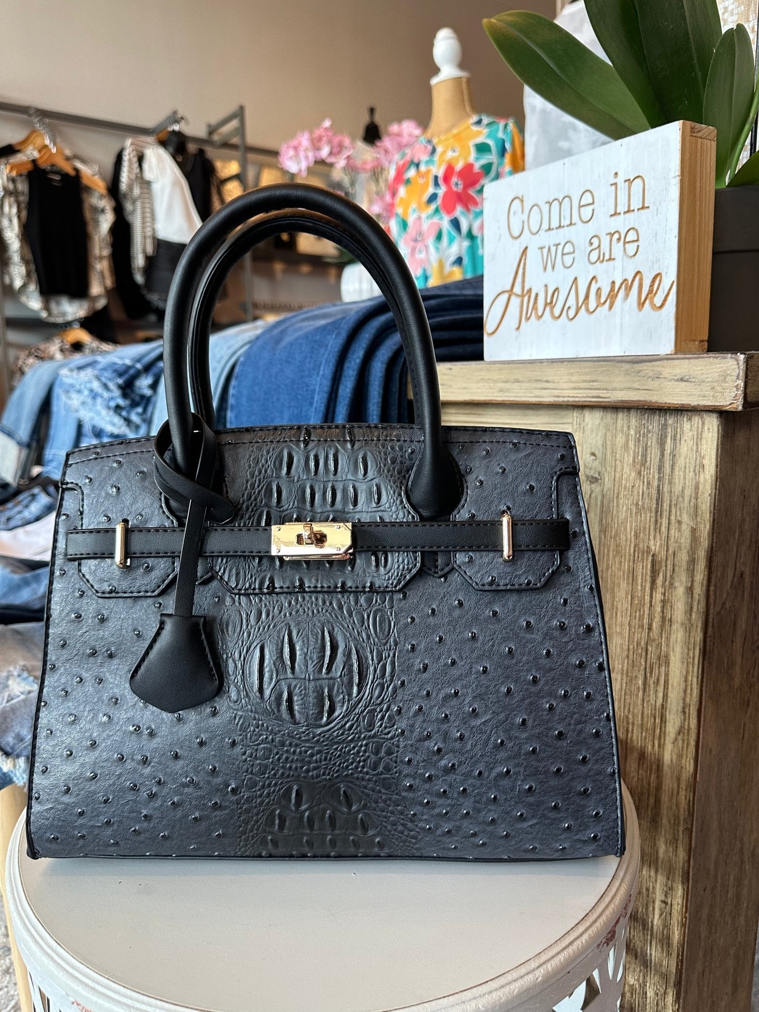Luxe Lock Ostrich - Croc Purse - Mainstream Boutique