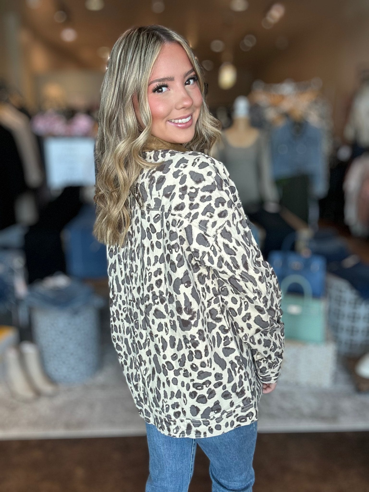 Contrast Collar Leopard Print Jacket - Mainstream Boutique