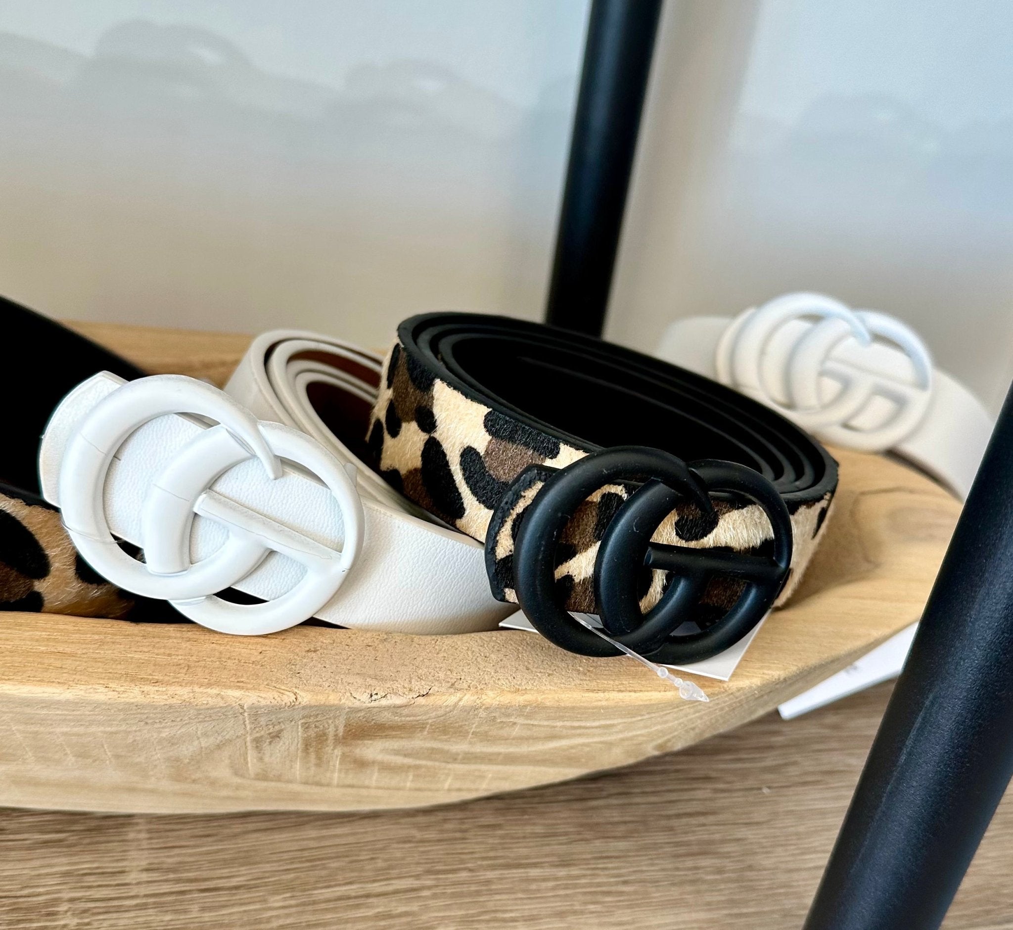 BASIC MATTE BUCKLE FASHION BELT - Mainstream Boutique