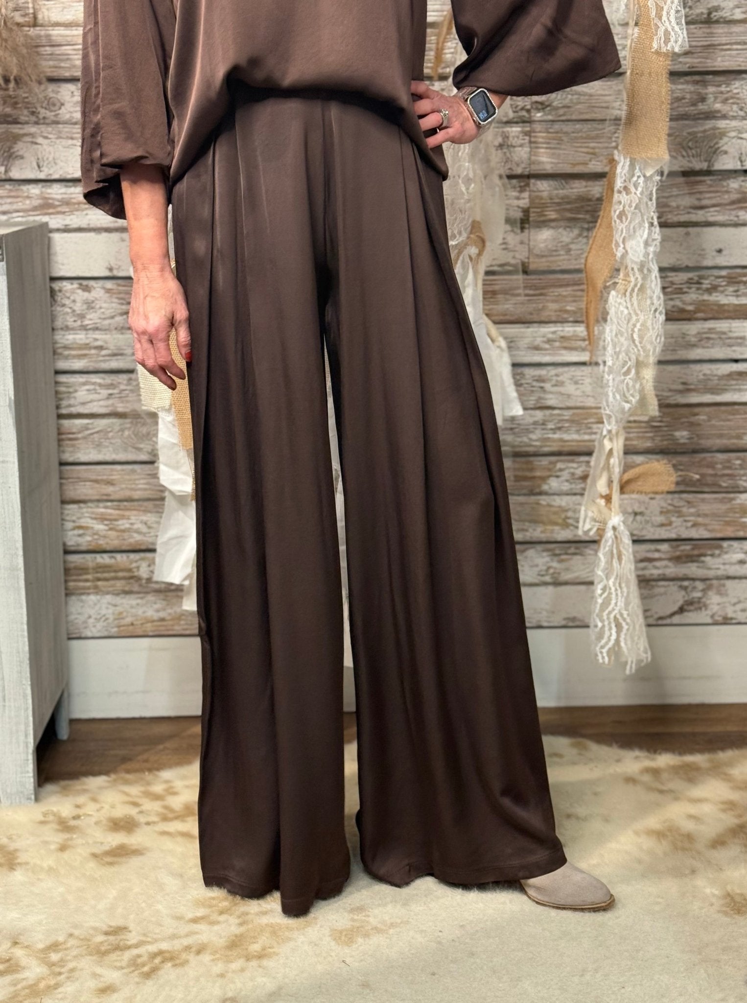 Gia Satin Pleat Front Wide Pant - Mainstream Boutique