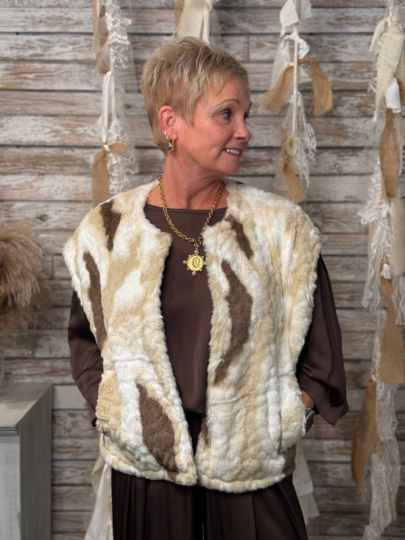 Sierra Luxe Fur Vest - Mainstream Boutique