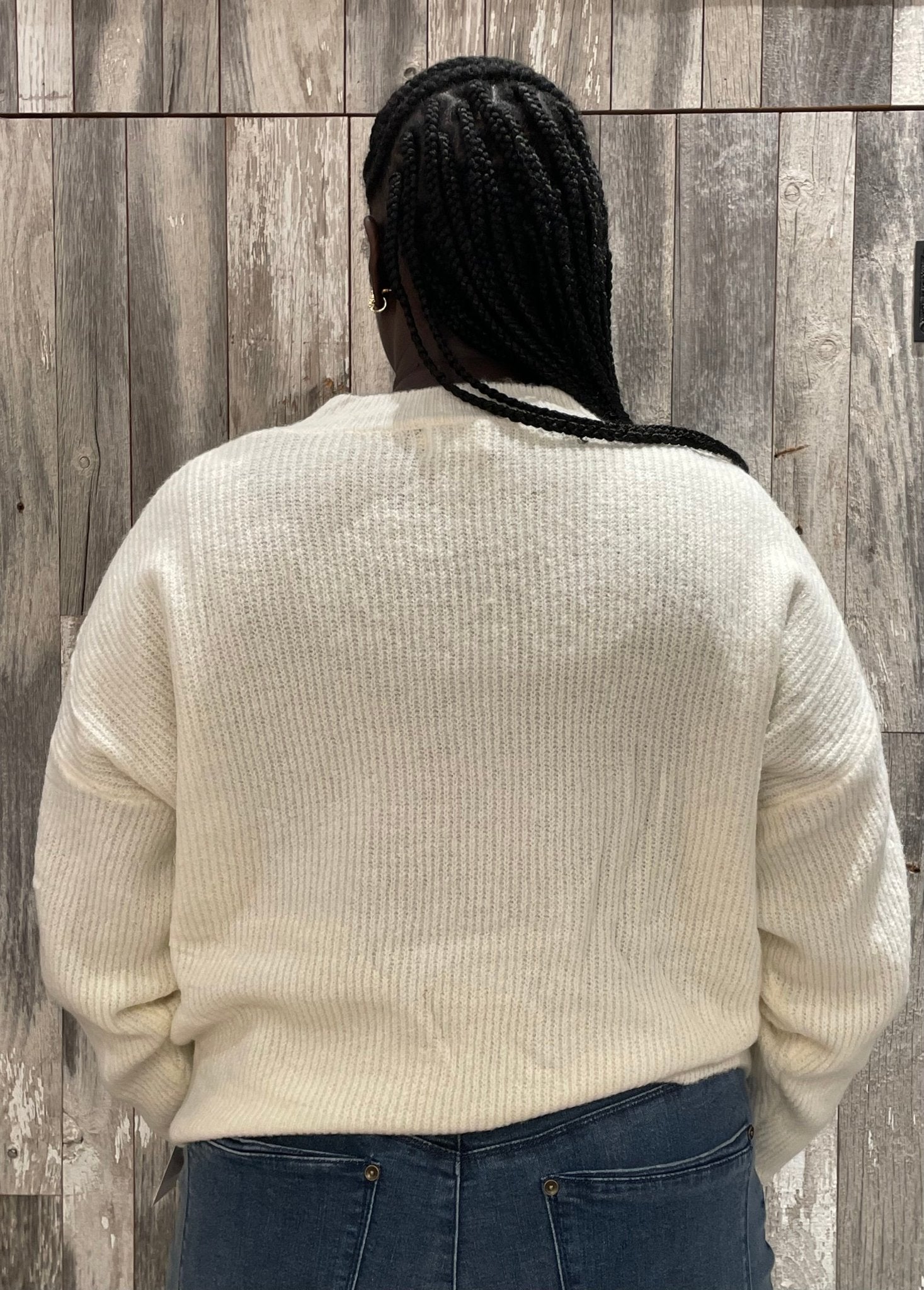 Crew Neck Sweater W/ Flowers - Mainstream Boutique