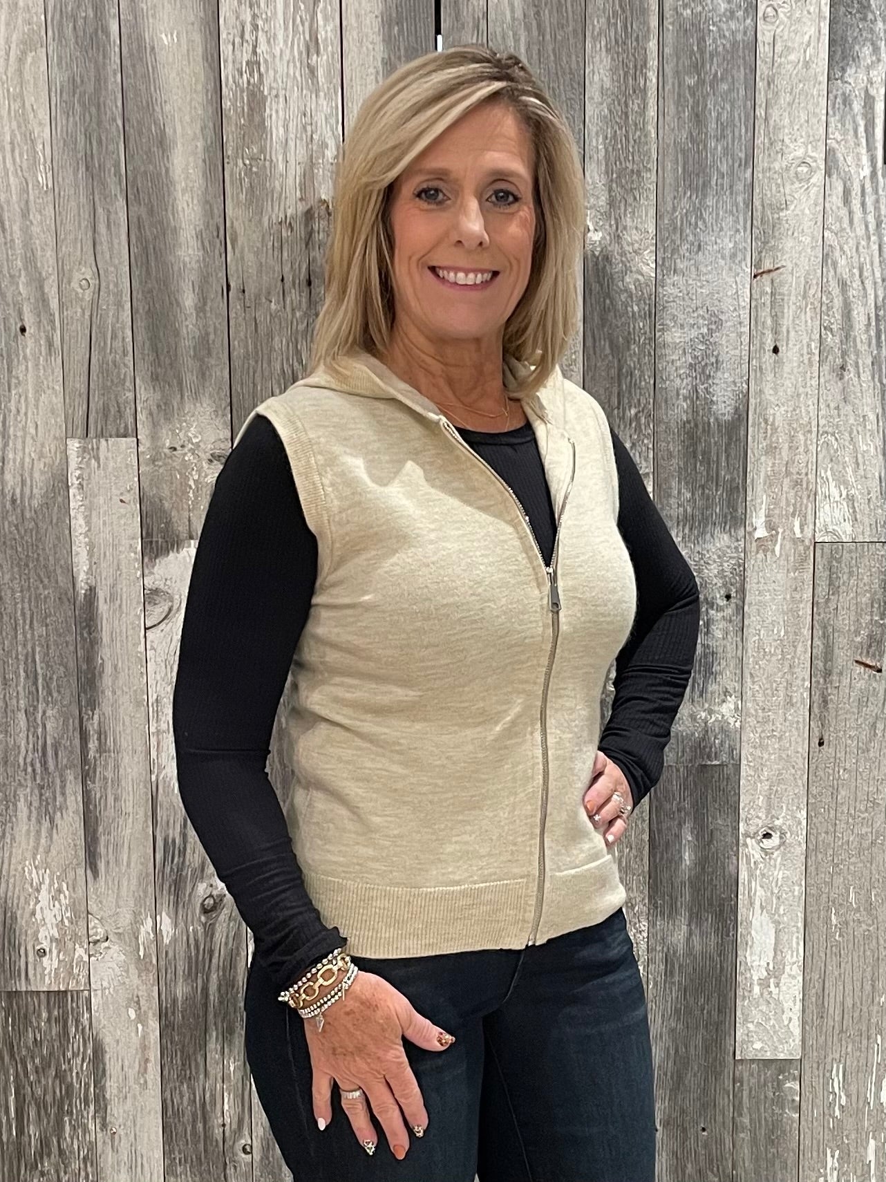 Sleeveless Zip Up Sweater Vest - Mainstream Boutique
