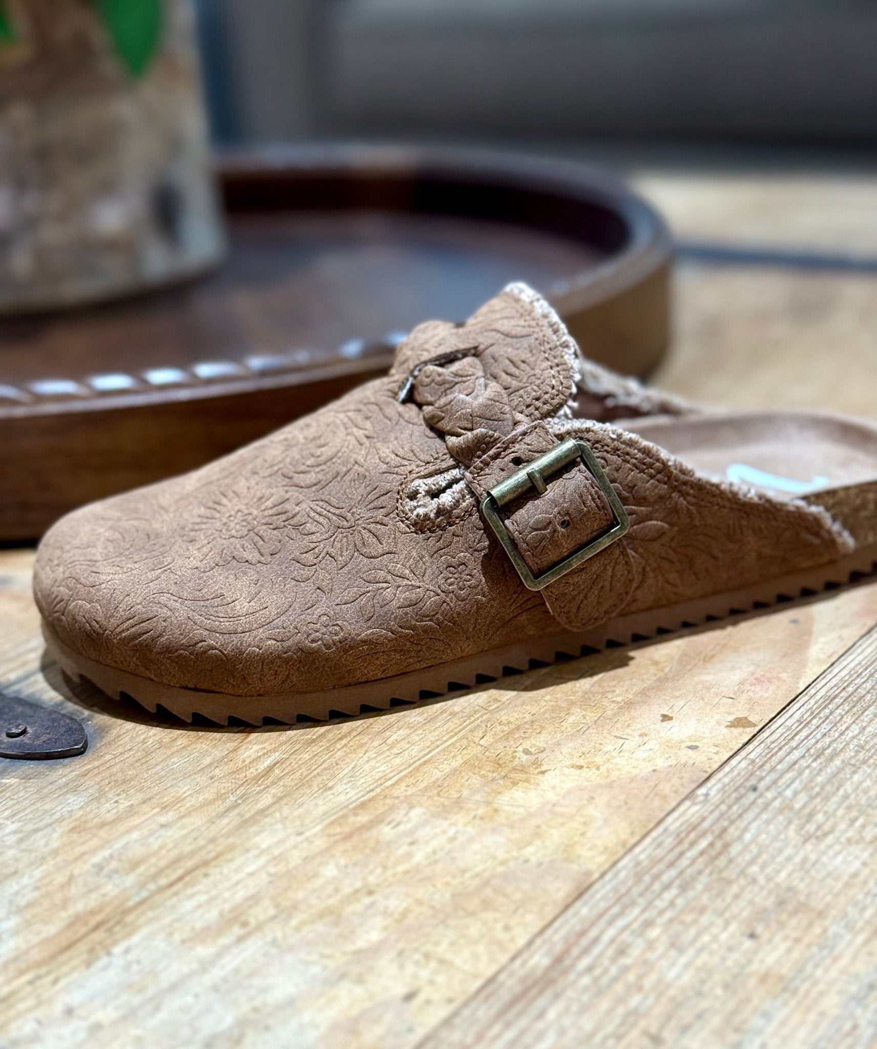 Iris Tooled Clog