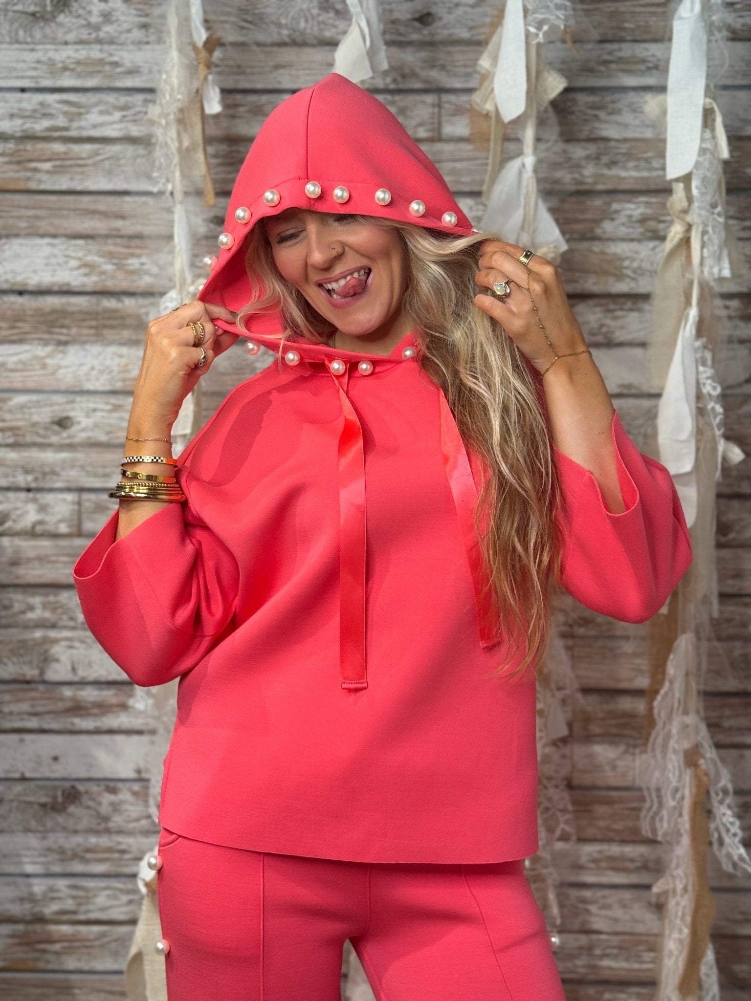 Pearl Power Hoodie - Mainstream Boutique
