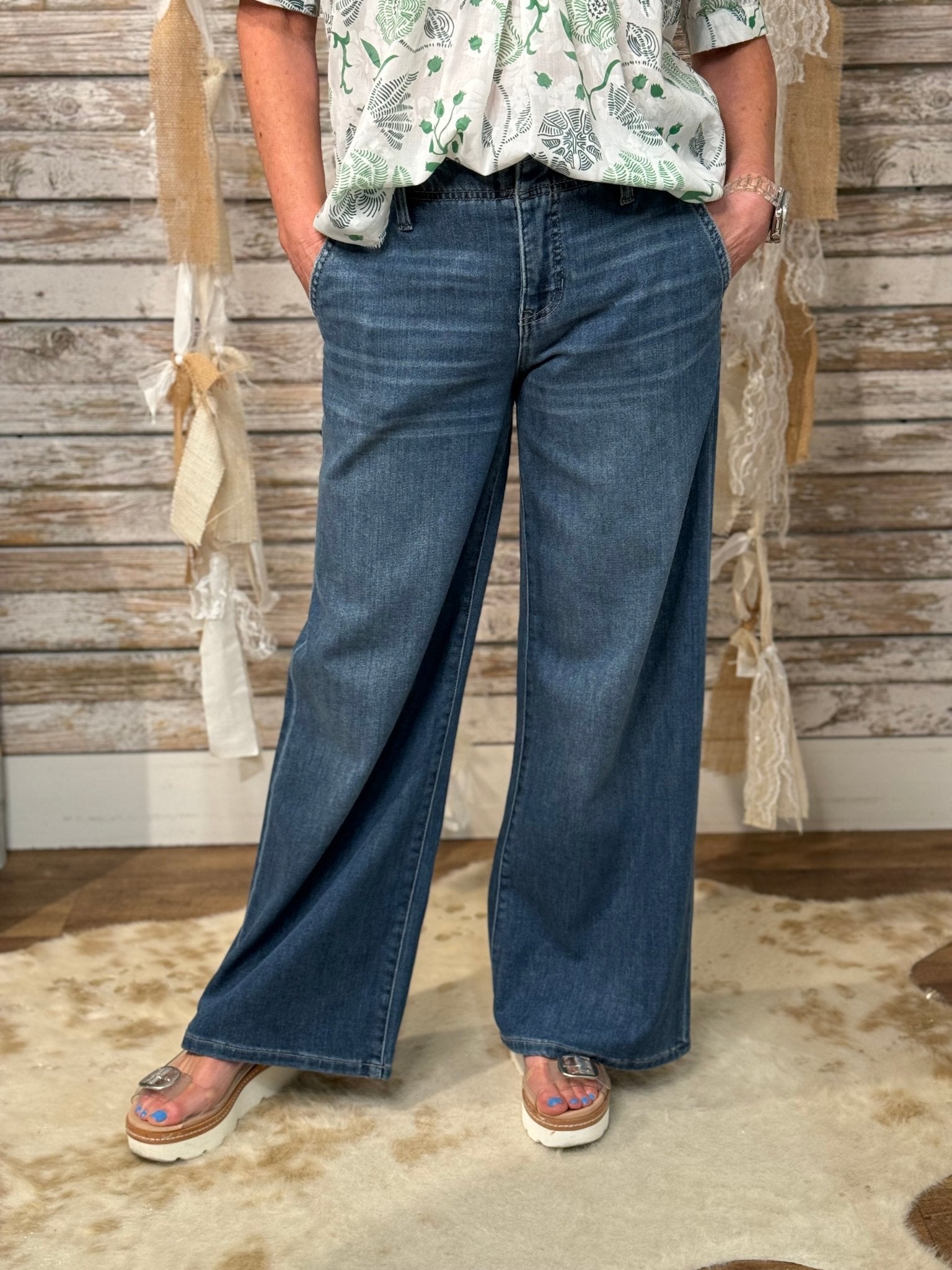 Skyline Stretch Wide Leg Jeans - Mainstream Boutique