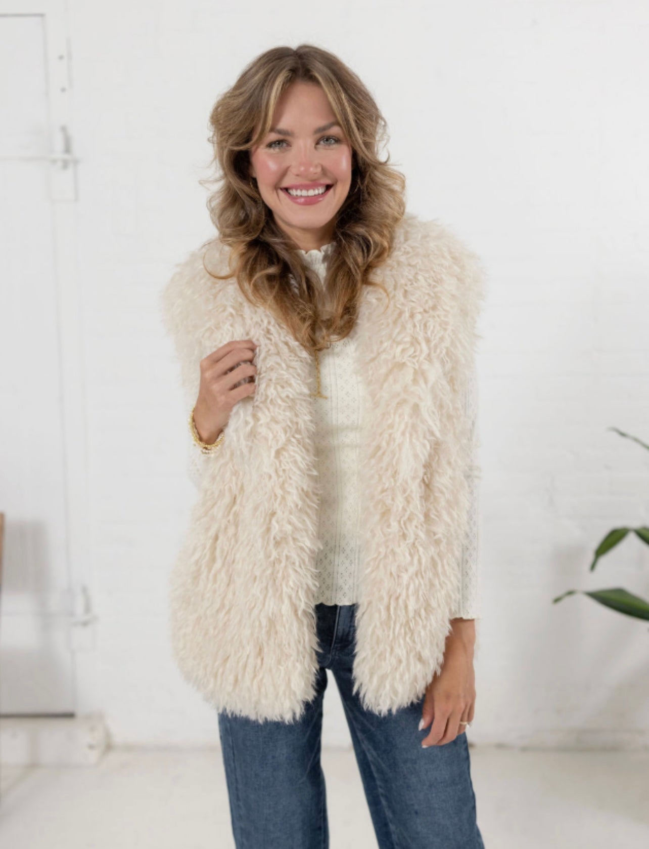 Big Collar Shaggy Vest - Mainstream Boutique
