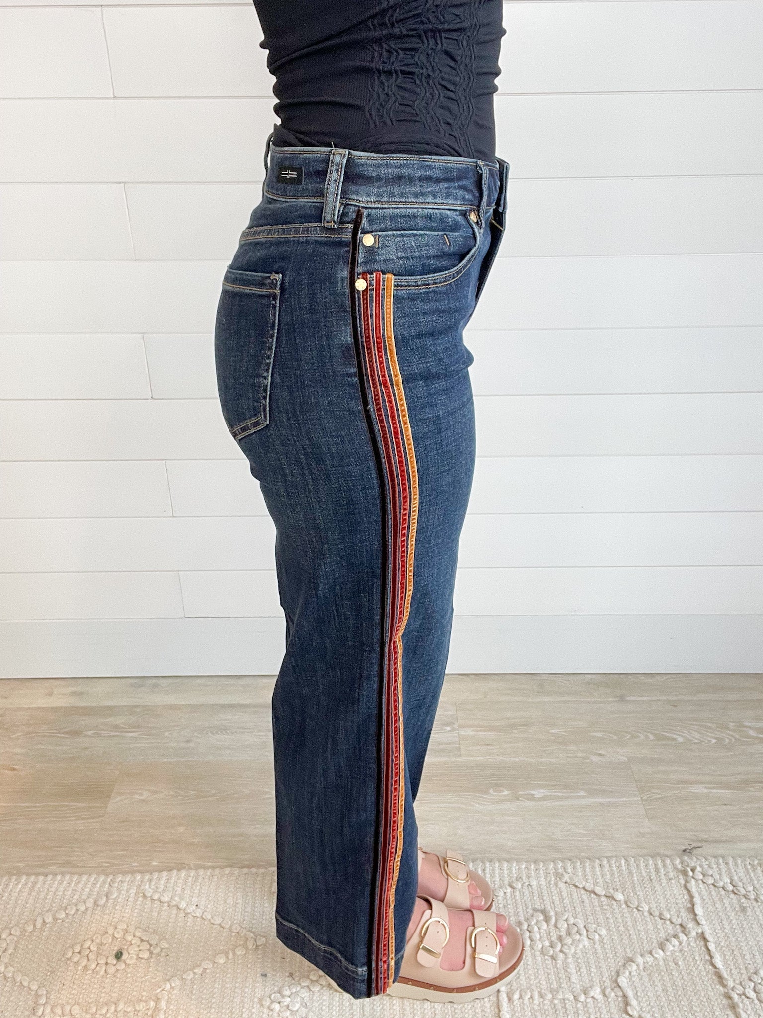 Liverpool Stride Wide Leg W/ Velvet Trim - Mainstream Boutique