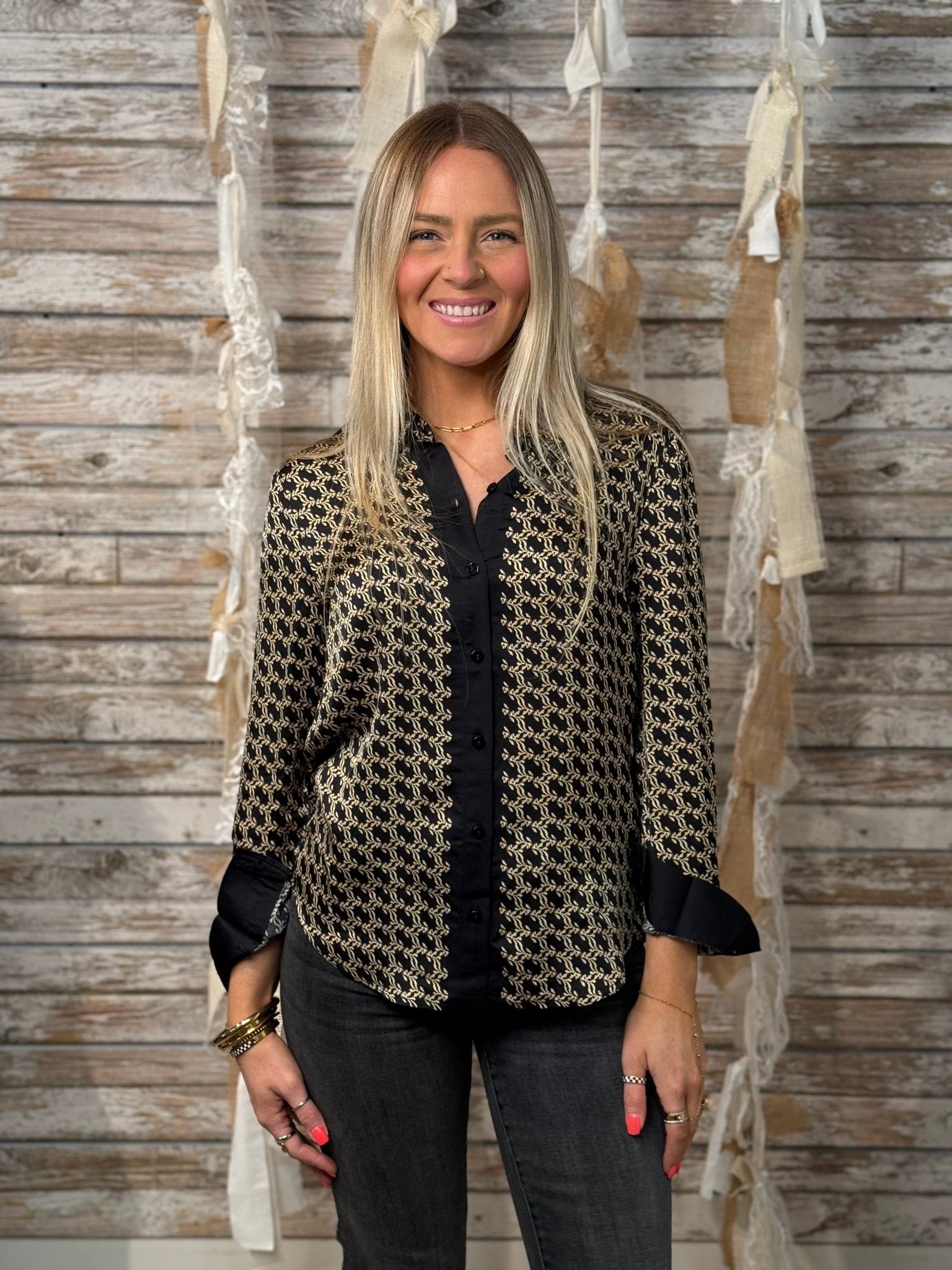 Linked Luxe Button - Up - Mainstream Boutique