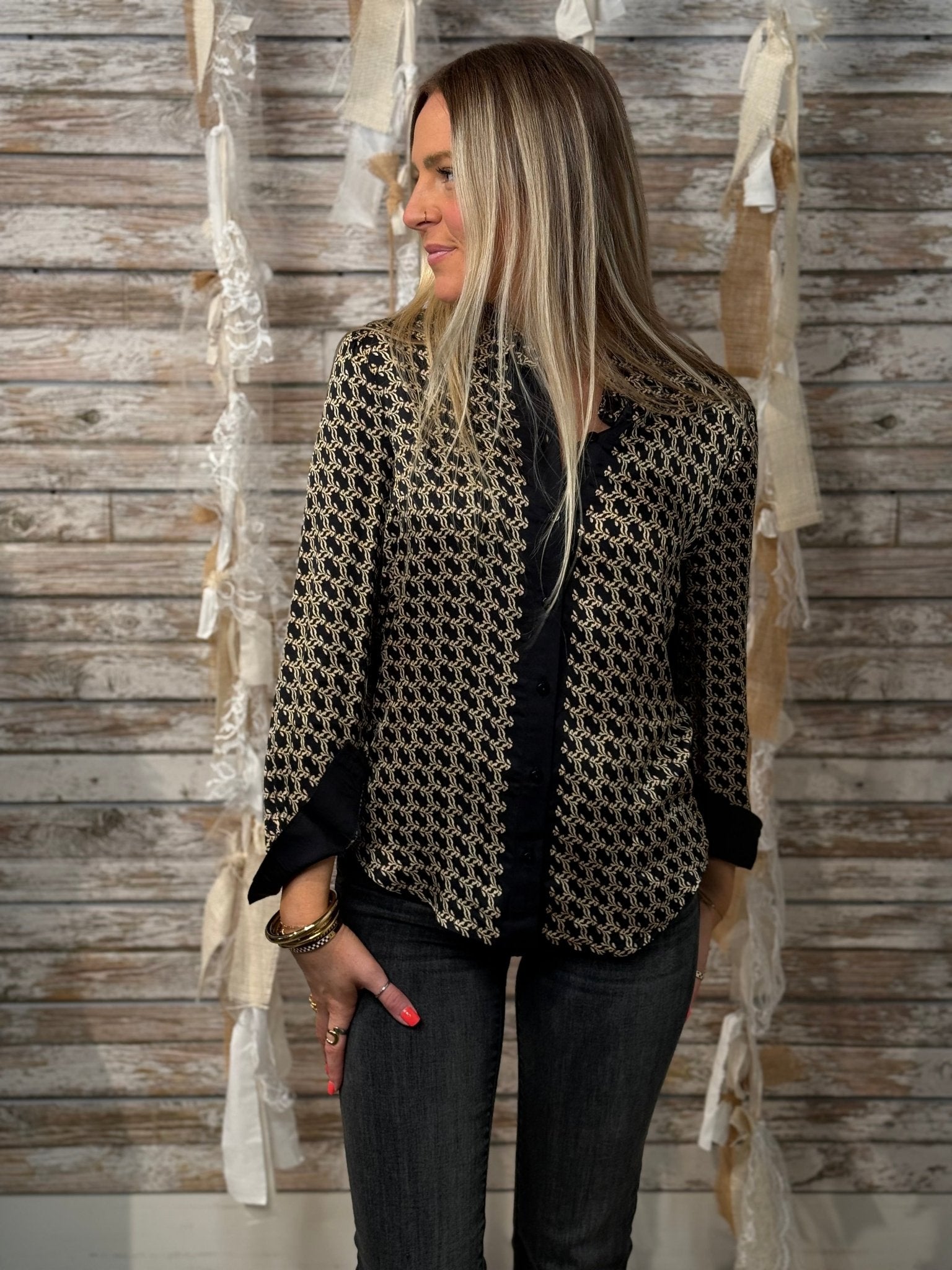 Linked Luxe Button - Up - Mainstream Boutique
