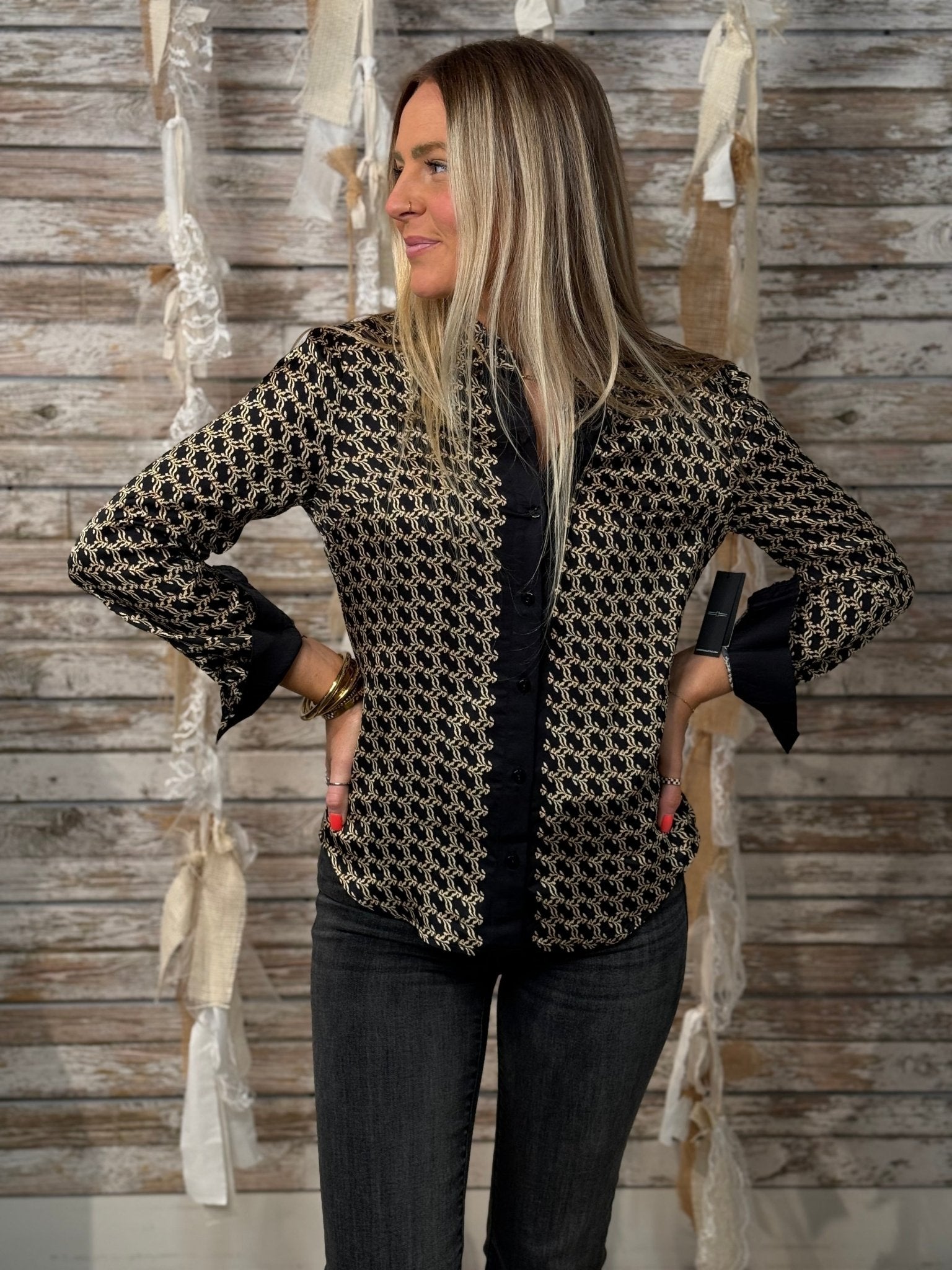 Linked Luxe Button - Up - Mainstream Boutique