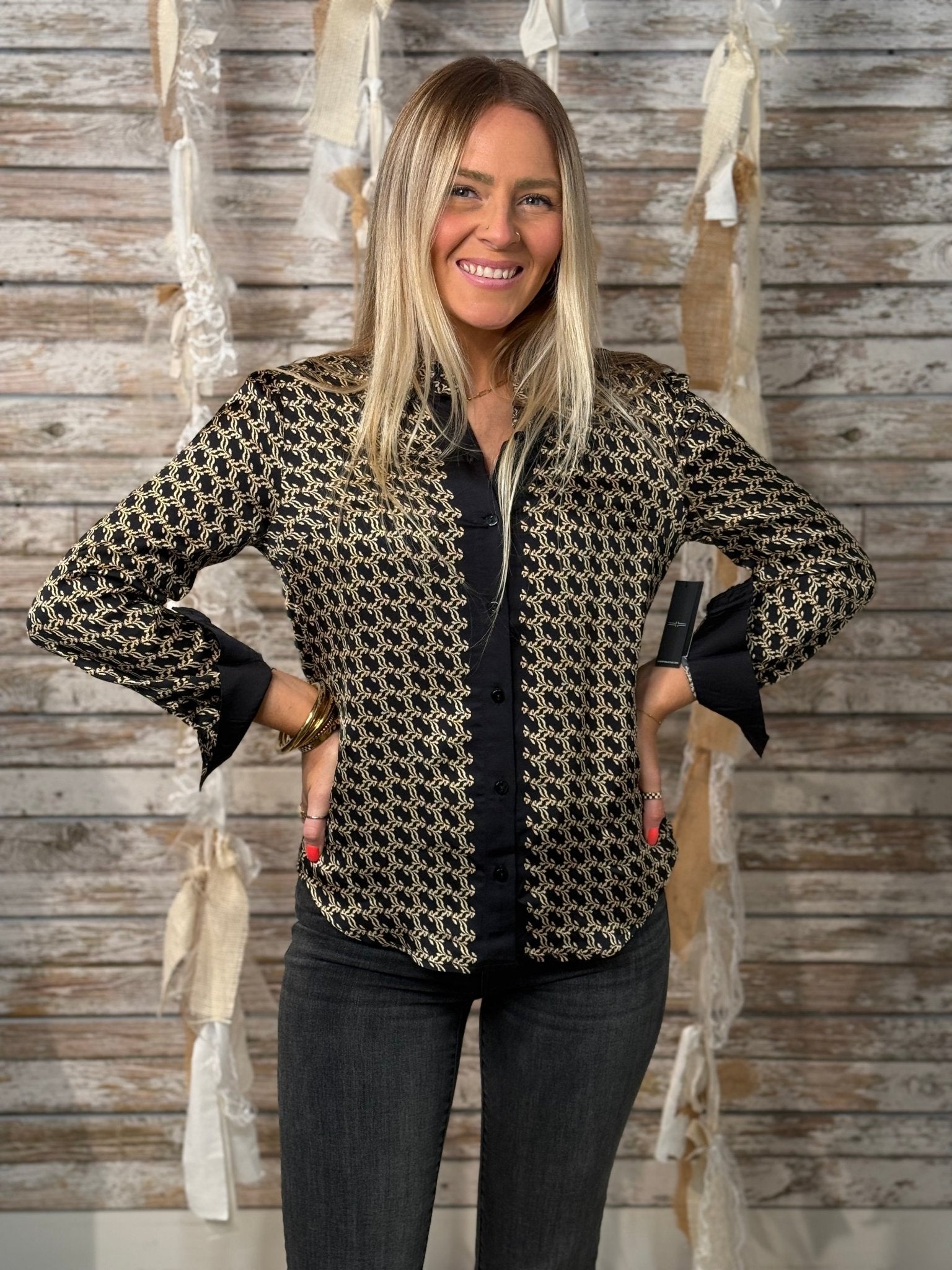 Linked Luxe Button - Up - Mainstream Boutique