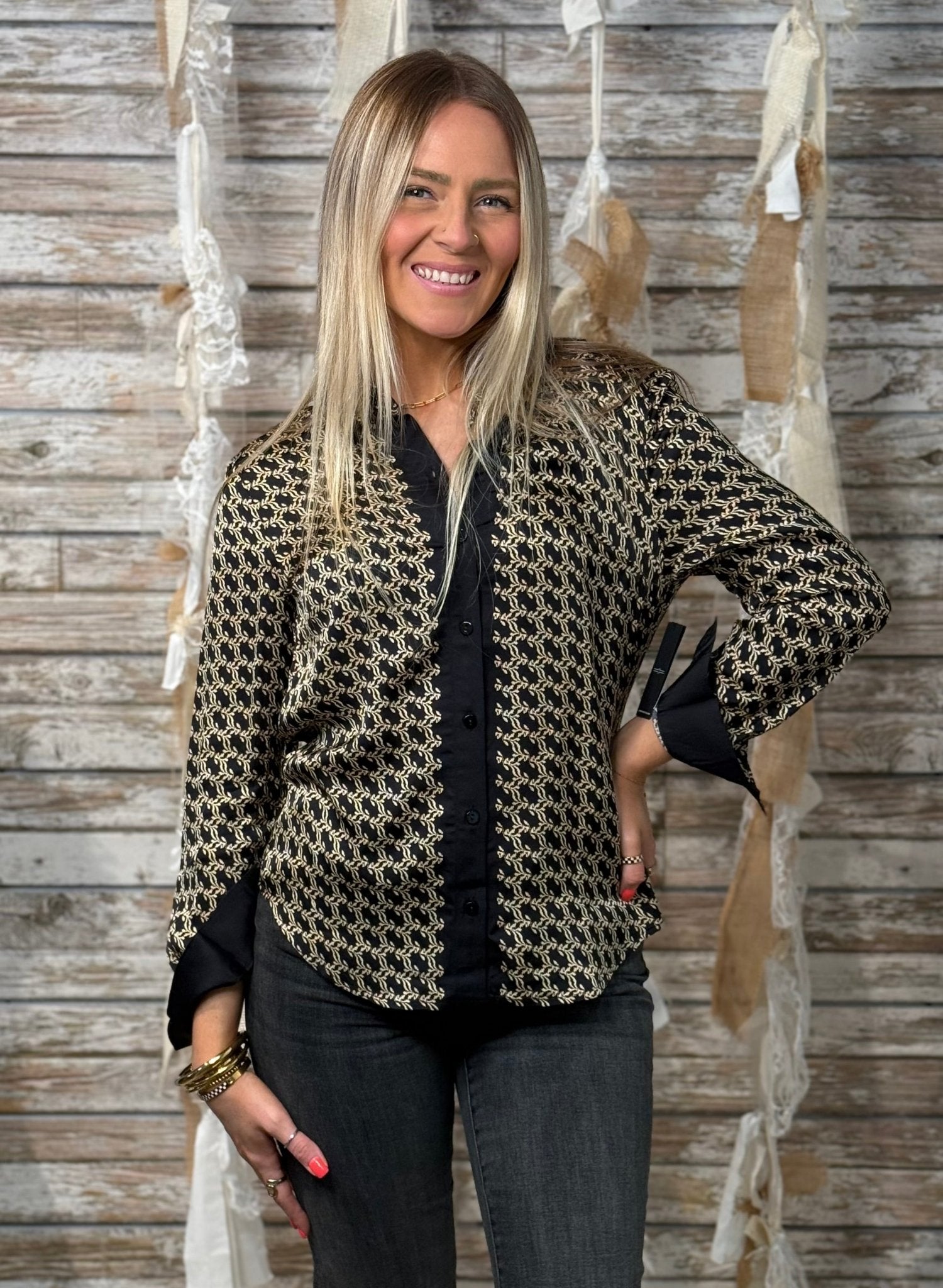 Linked Luxe Button - Up - Mainstream Boutique