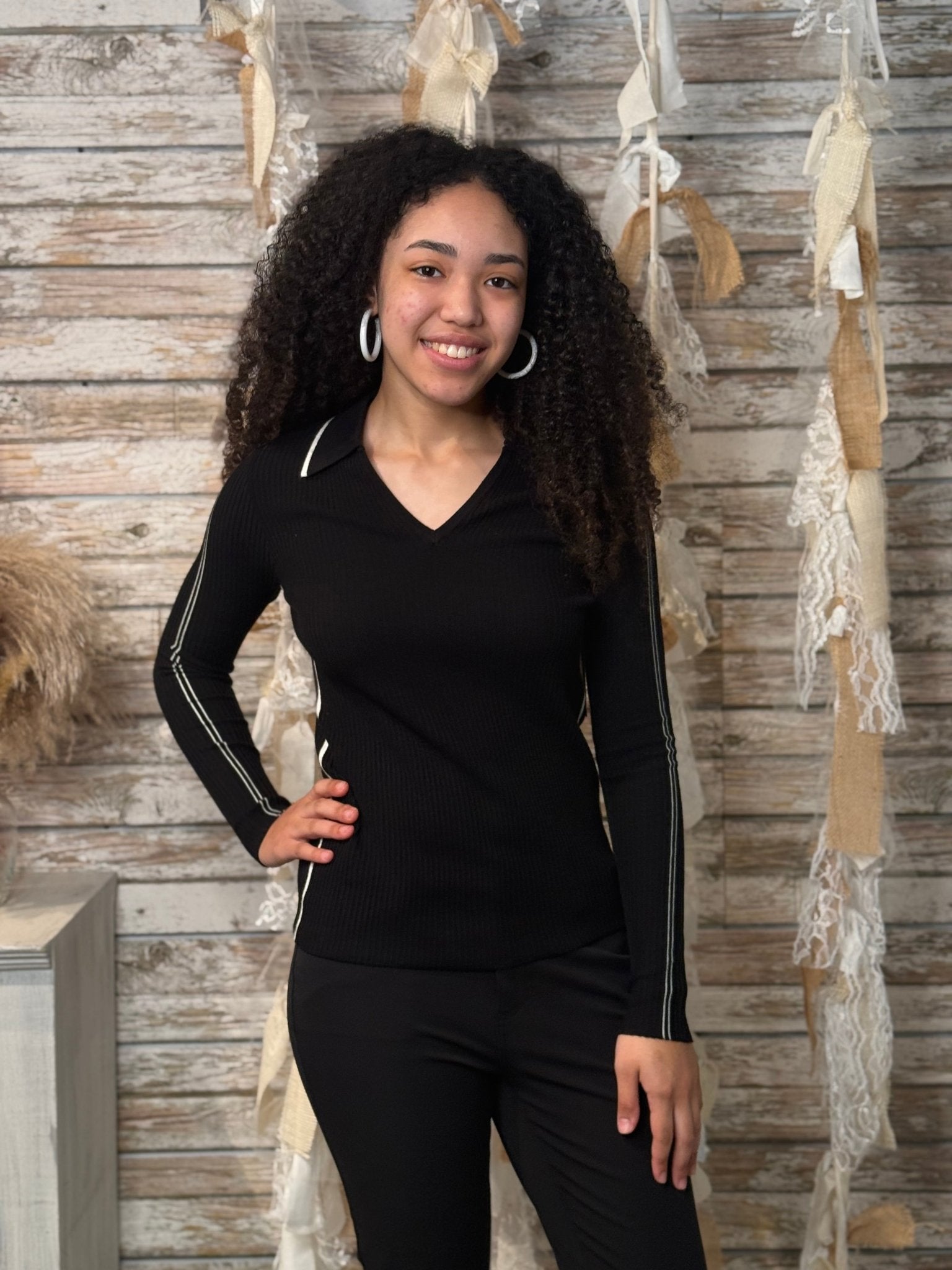 Sport Luxe V - Neck - Mainstream Boutique
