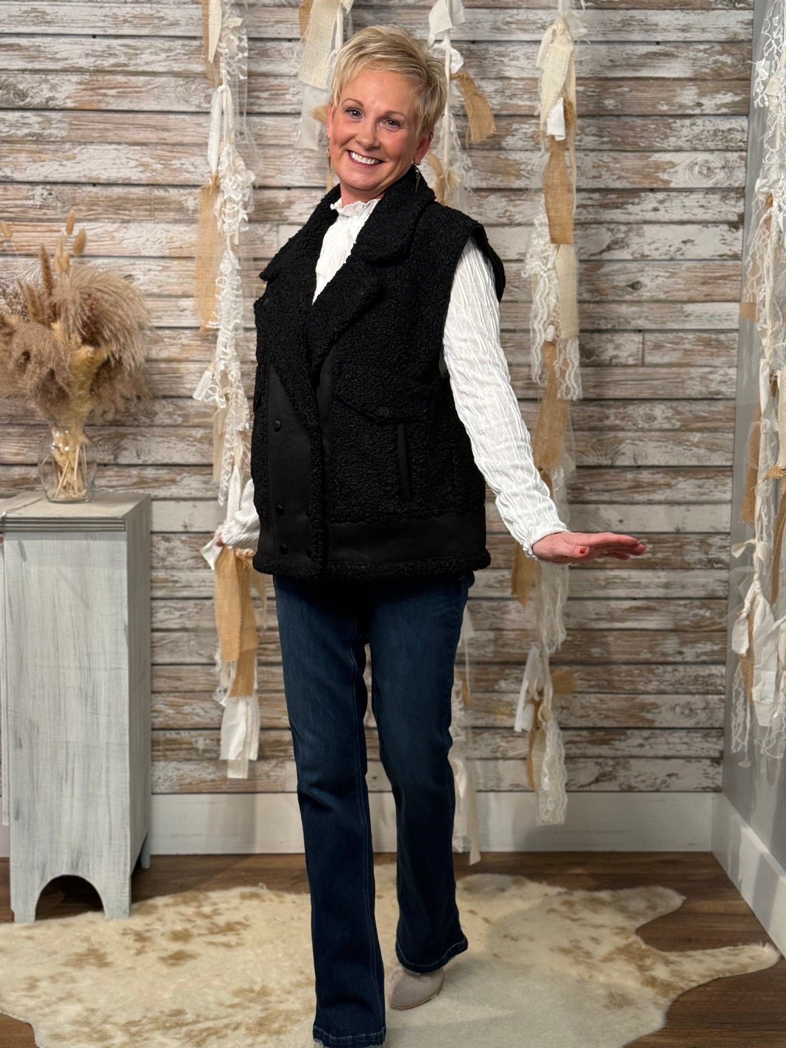 Midnight Luxe Sherpa Vest - Mainstream Boutique