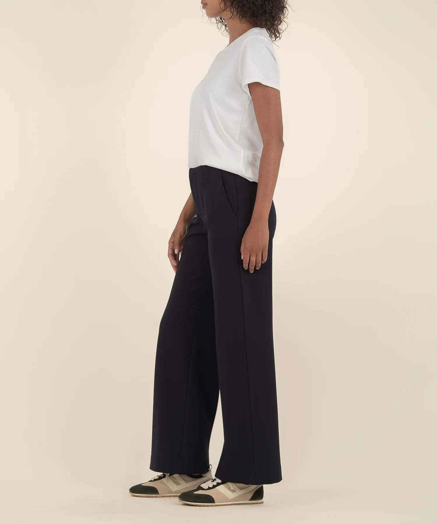 KUT Meg High Rise Wide Leg Trouser - Mainstream Boutique