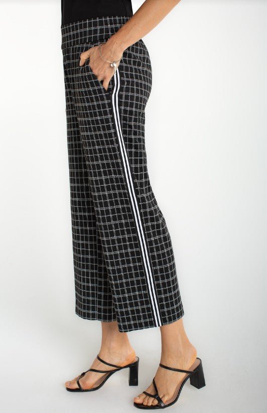 Liverpool Mabel Pull - On Cropped Stovepipe Pants With Side Stripe - Mainstream Boutique