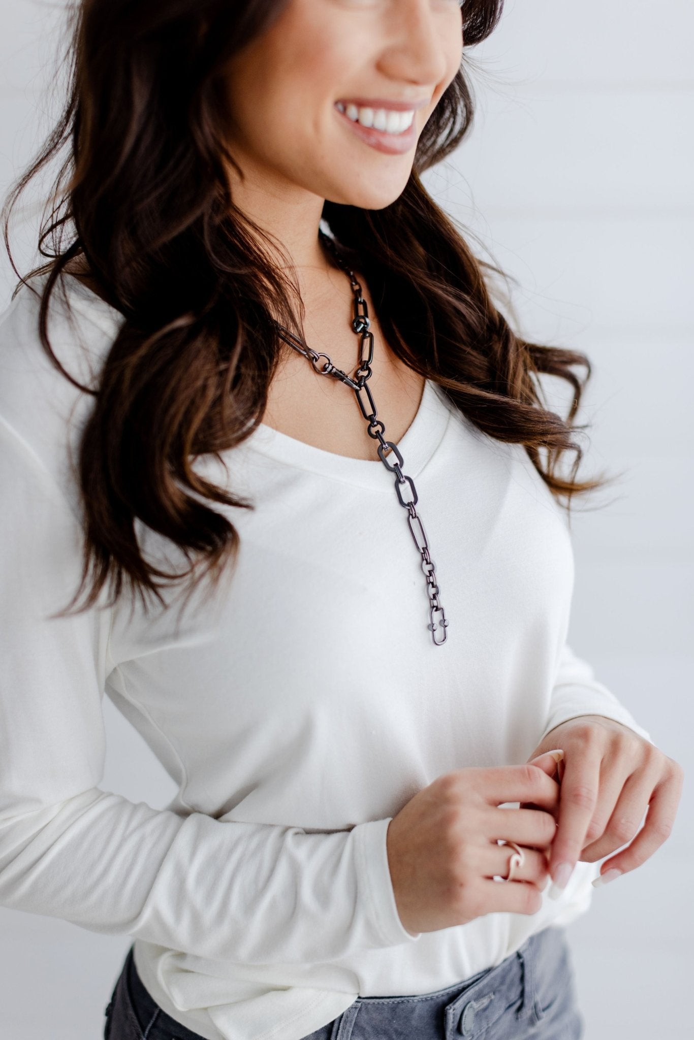 Link Lariat Necklace - Mainstream Boutique