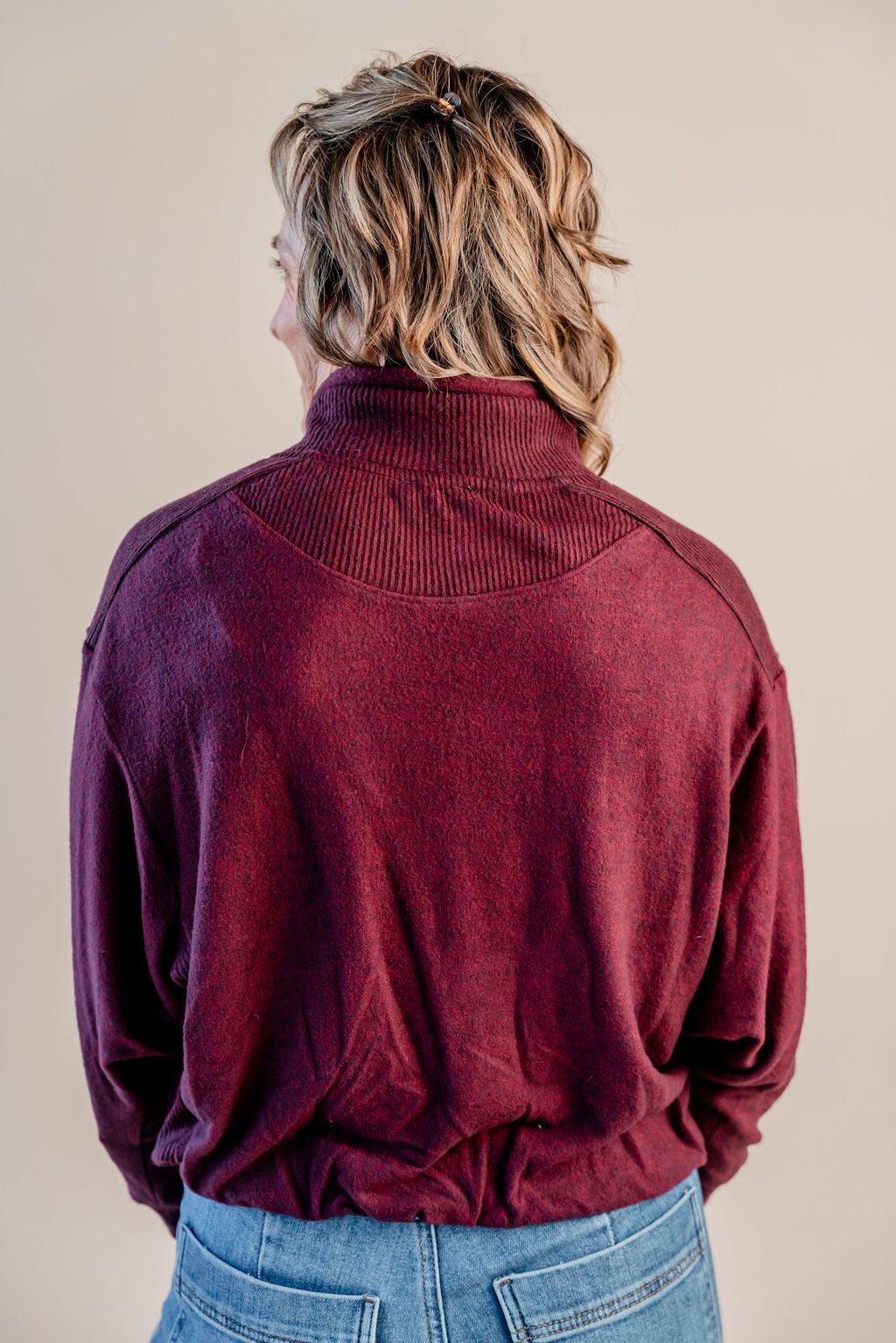 Bubble Hem Knit Top W/ Kangaroo Pocket - Mainstream Boutique