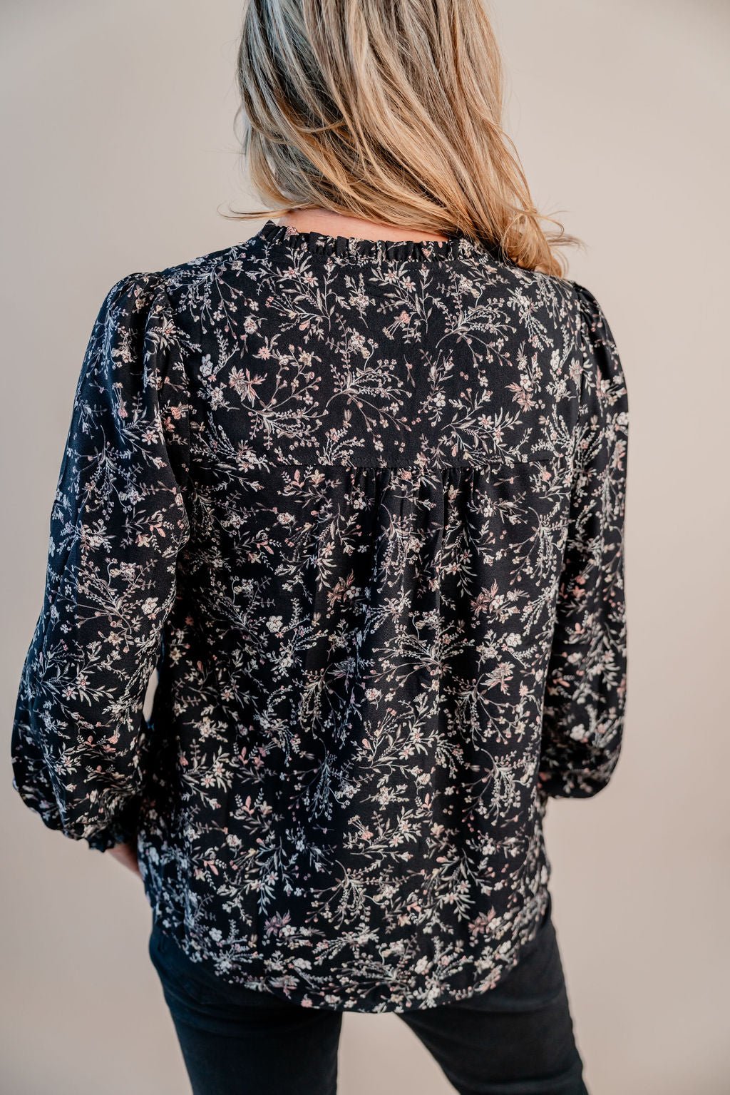Smocked Hem Floral Print Top - Mainstream Boutique