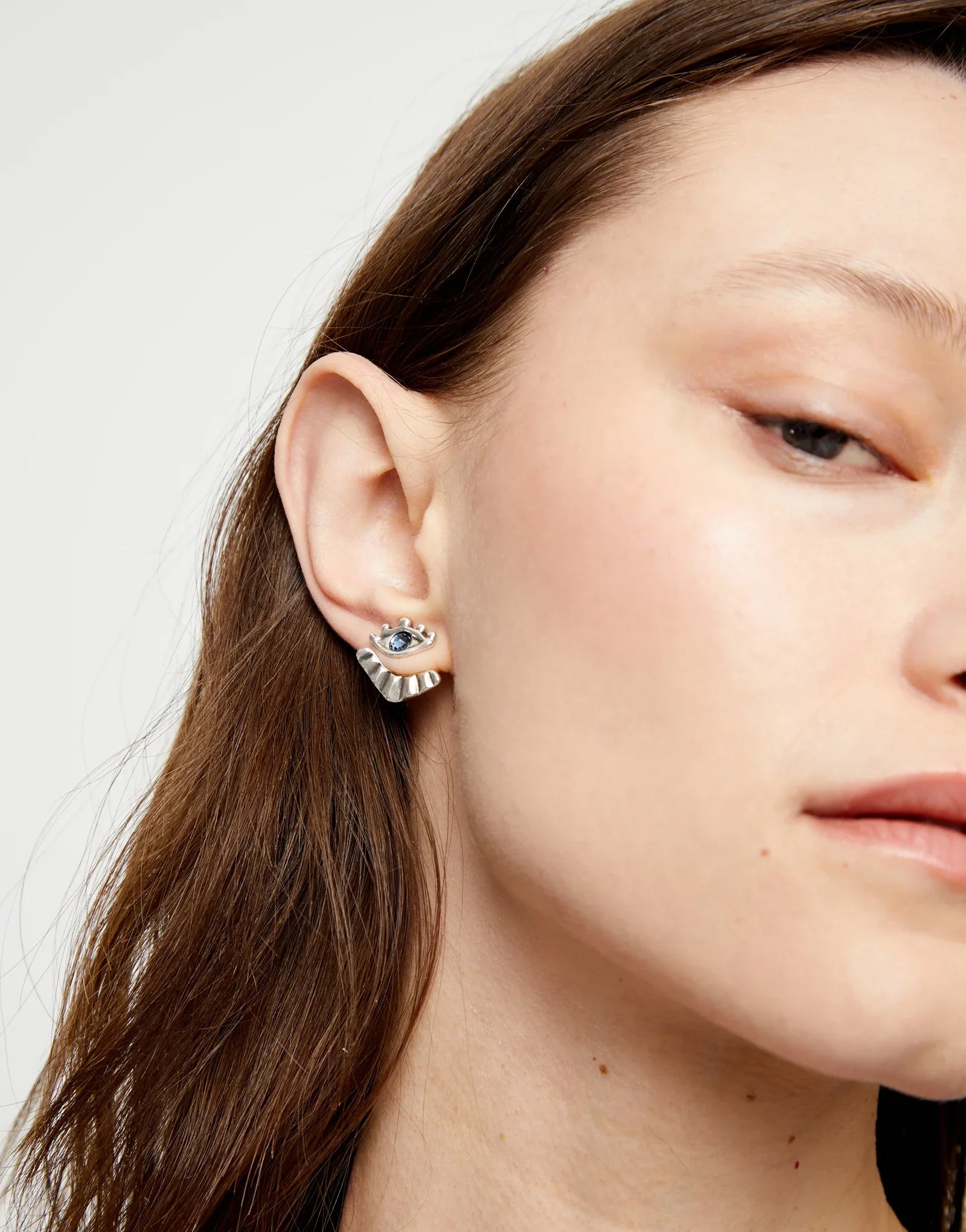 UNOde50 - Eye - shaped Stud Earrings With Verde Crystal - Mainstream Boutique