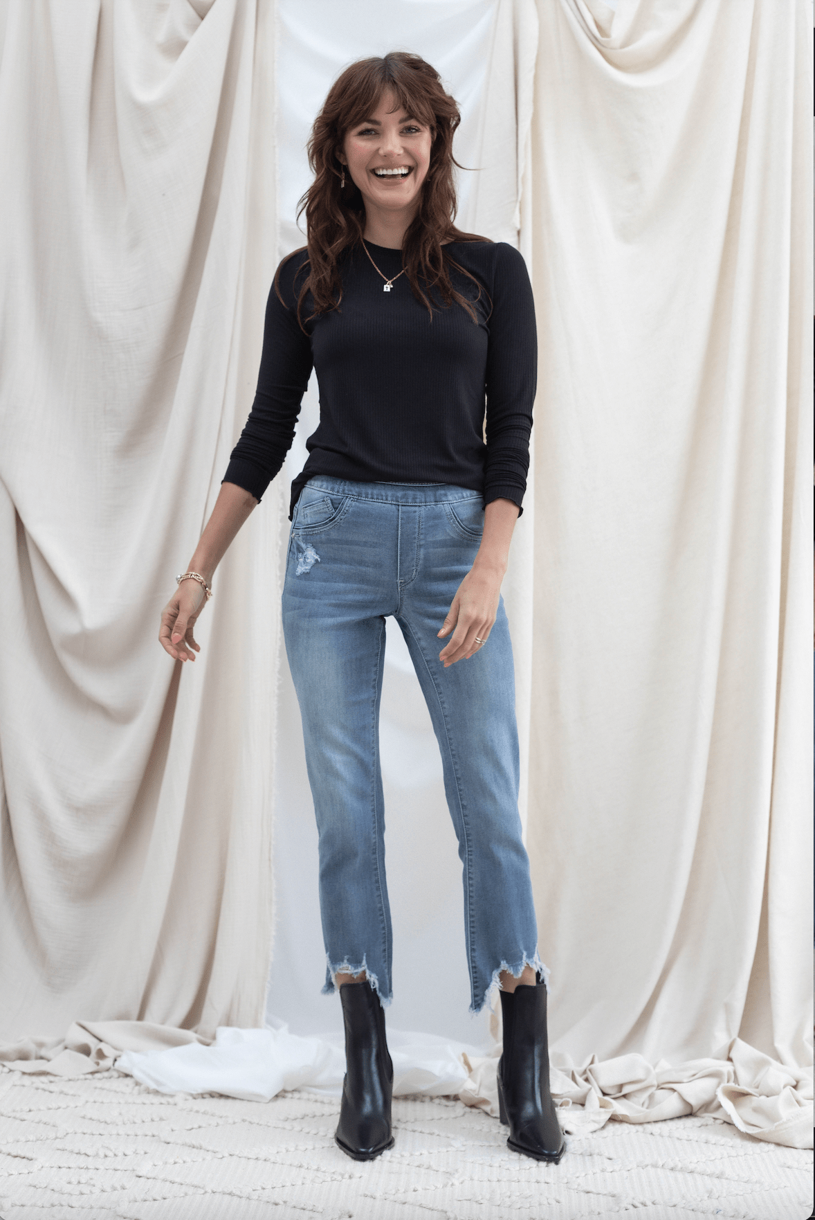Scallop Ribbed Long Sleeve - Black - Mainstream Boutique