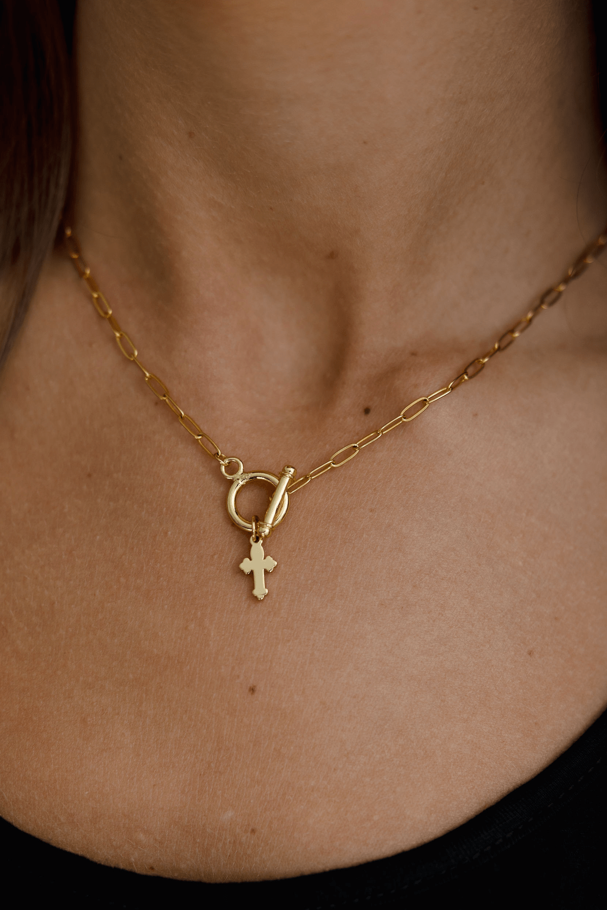Dainty Bella Cross Necklace - Mainstream Boutique